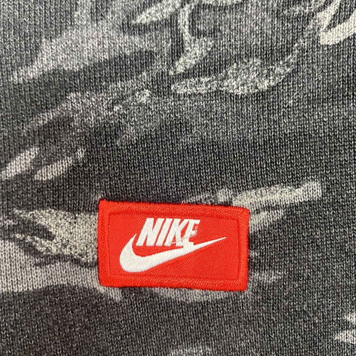 Nike Nike camo sweater Hoodies #3684 Size US L / EU 52-54 / 3 - 10 Thumbnail