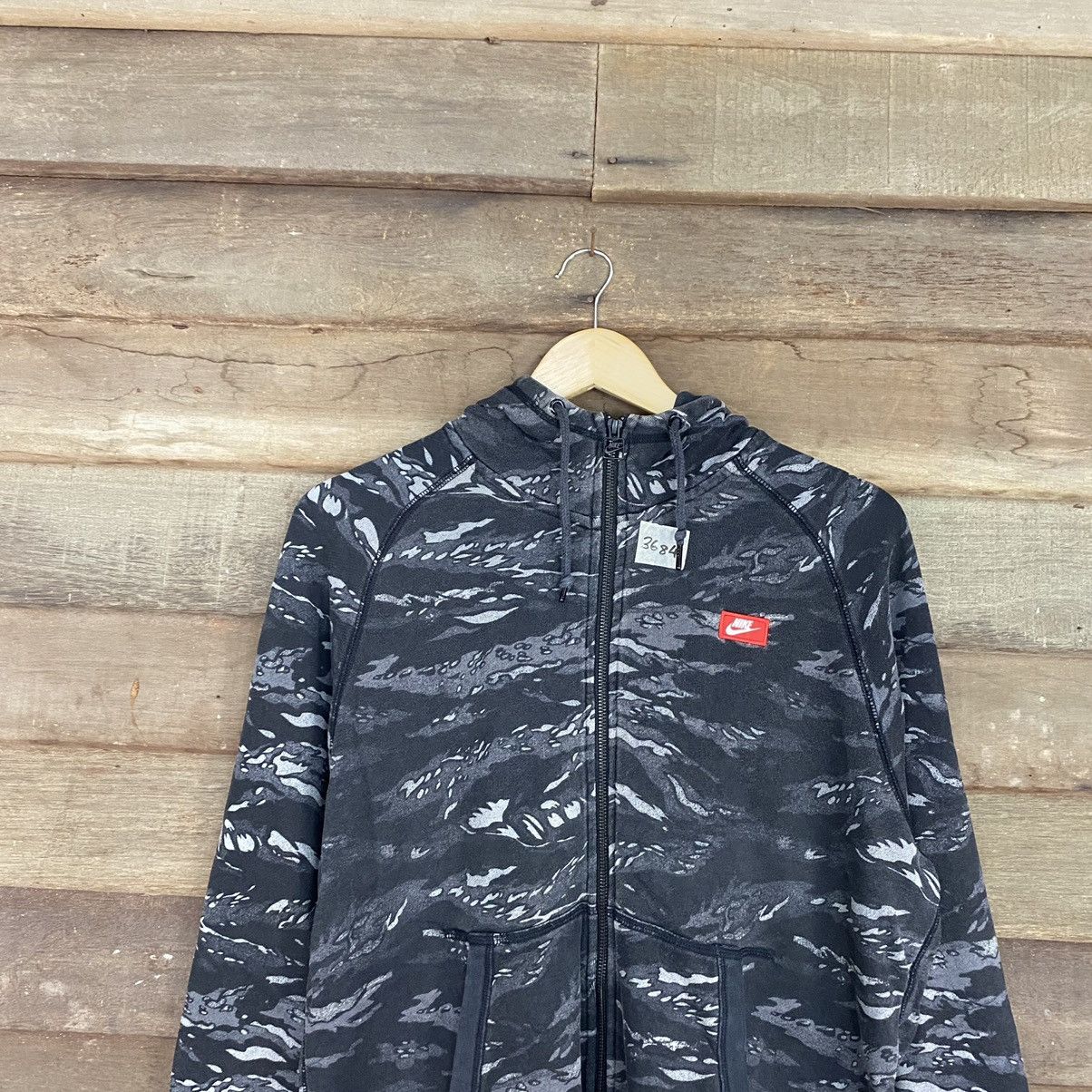 Nike Nike camo sweater Hoodies #3684 Size US L / EU 52-54 / 3 - 2 Thumbnail