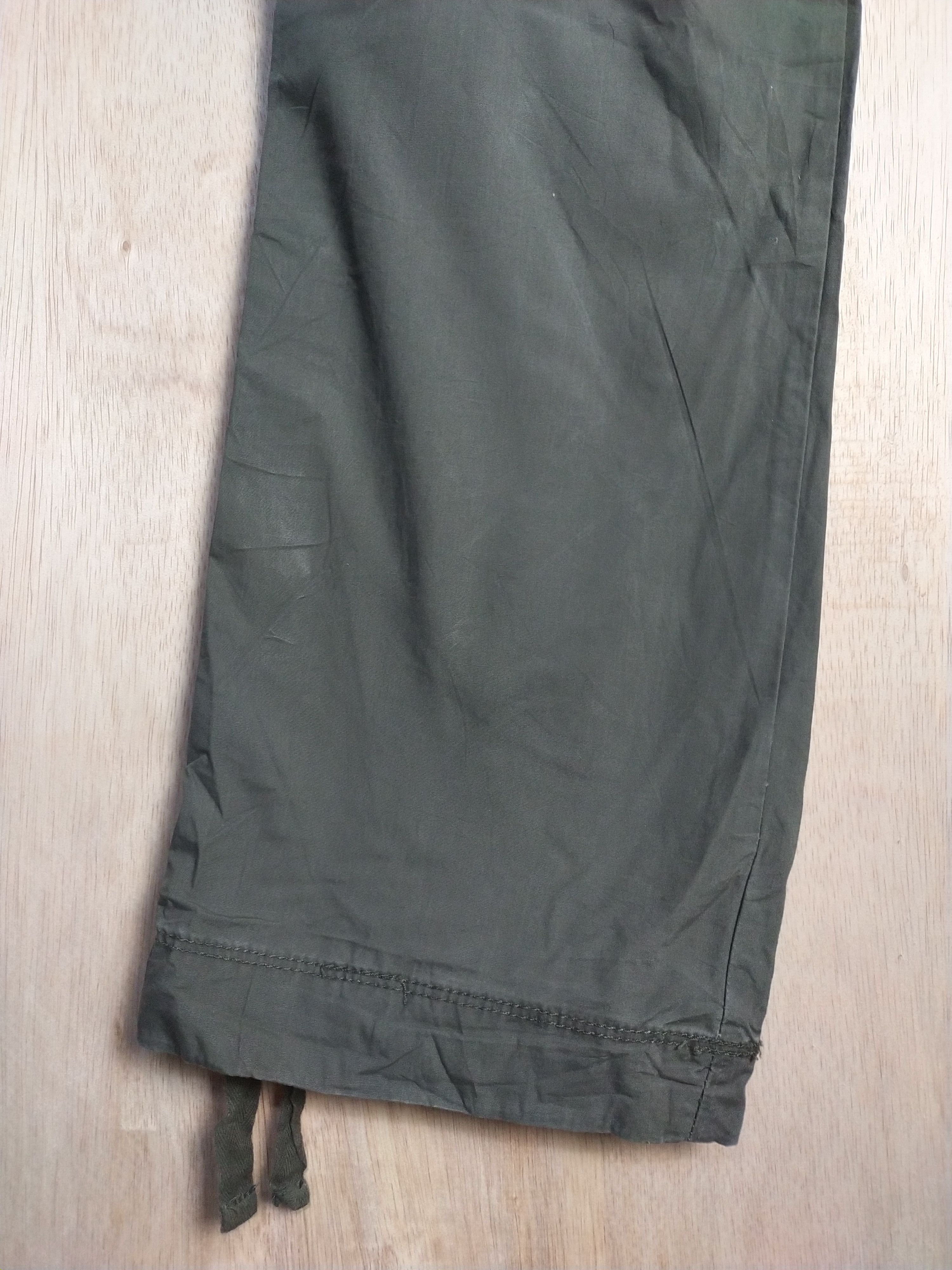 Japanese Brand Uniqlo Green hiking multipocket Cargo Pants #2877 Size US 32 / EU 48 - 16 Thumbnail