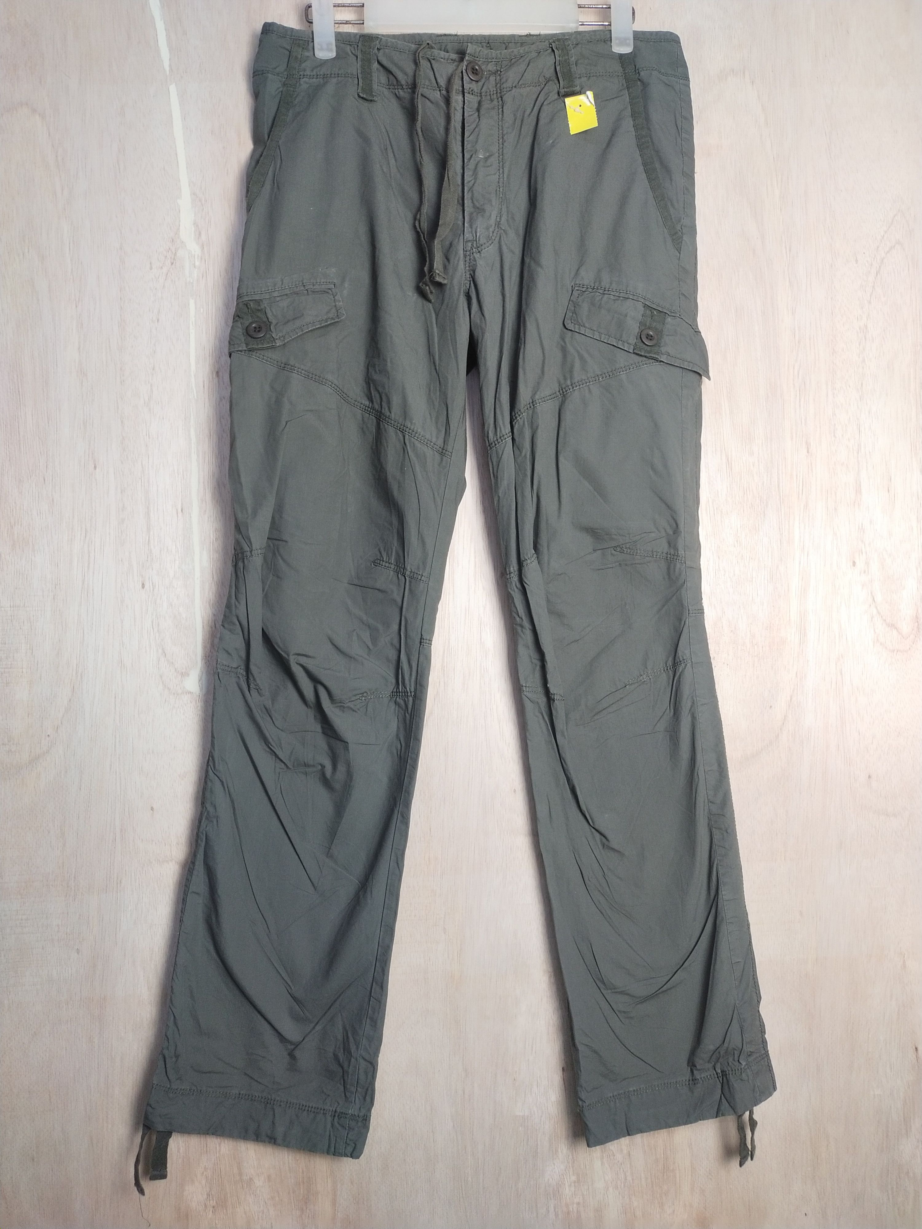 Japanese Brand Uniqlo Green hiking multipocket Cargo Pants #2877 Size US 32 / EU 48 - 1 Thumbnail