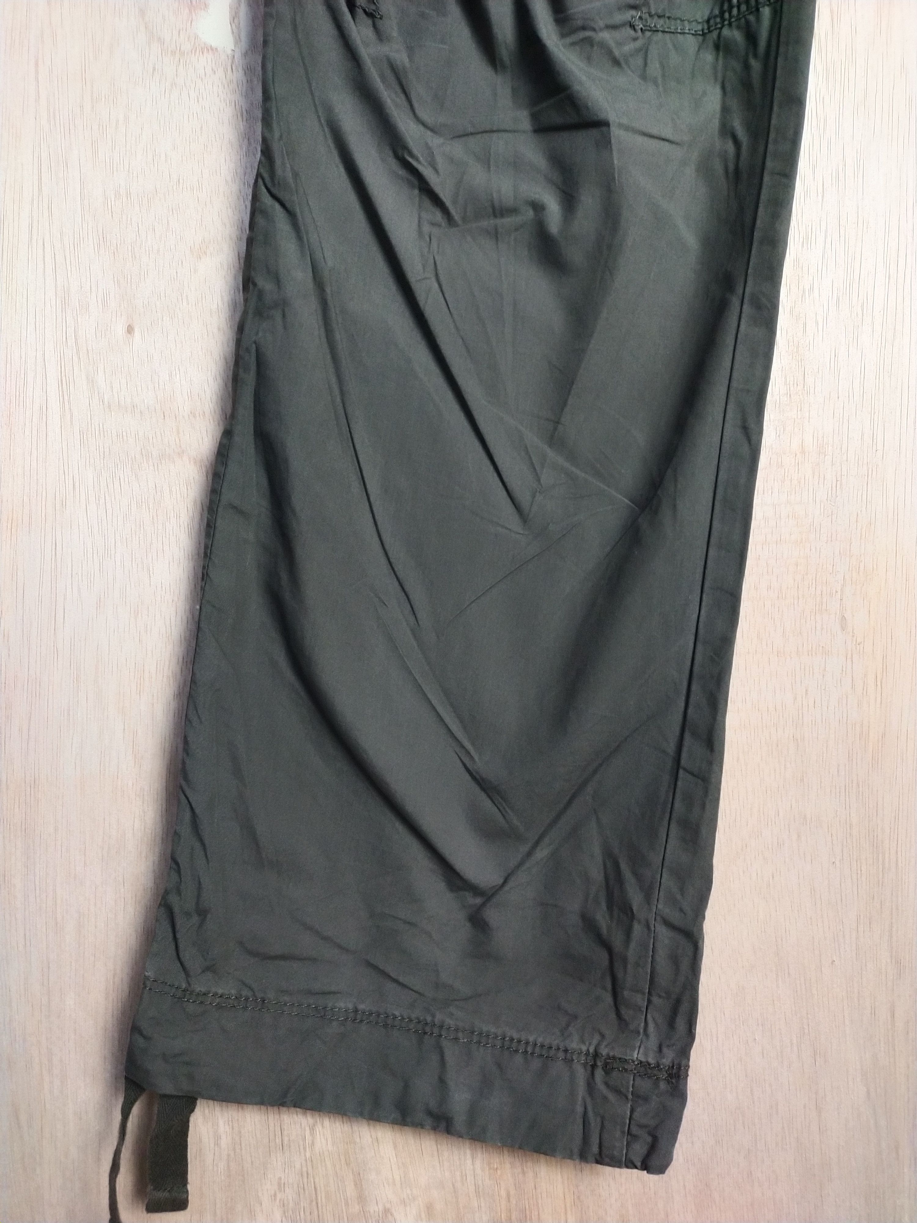 Japanese Brand Uniqlo Green hiking multipocket Cargo Pants #2877 Size US 32 / EU 48 - 8 Thumbnail