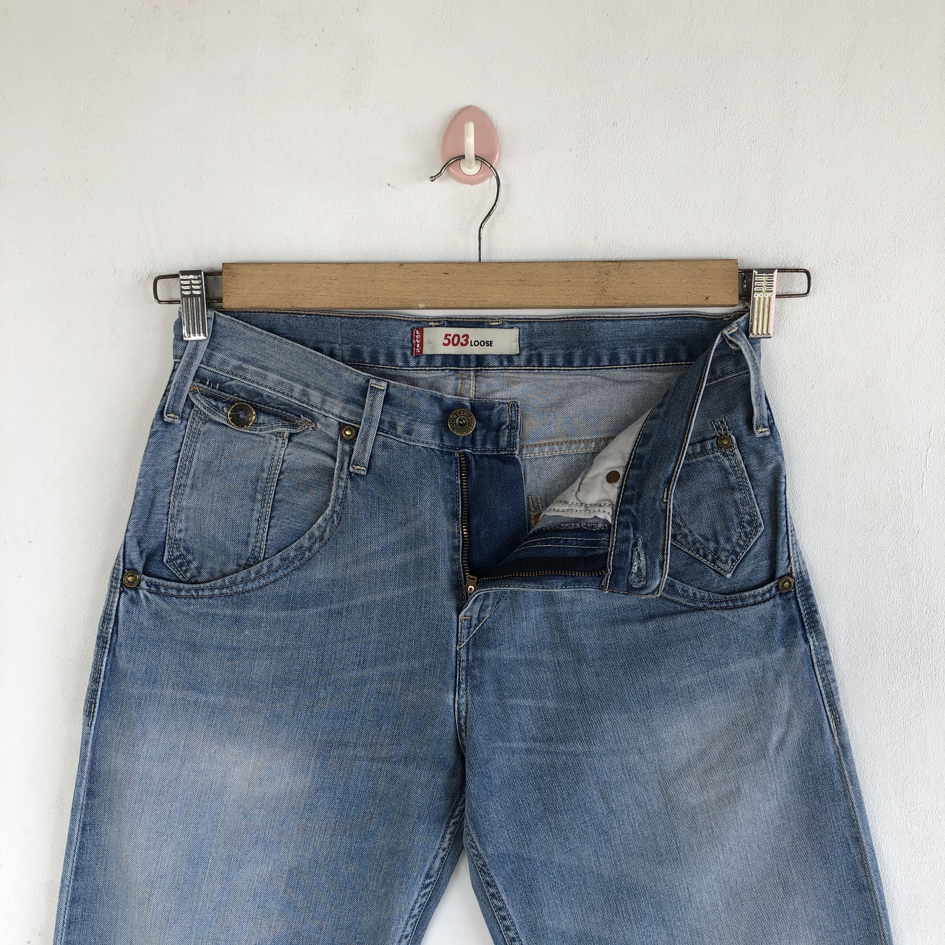 Levi's Vintage Levis Sun Faded Jeans Levi's Light Wash Denim Size 30" / US 8 / IT 44 - 6 Thumbnail