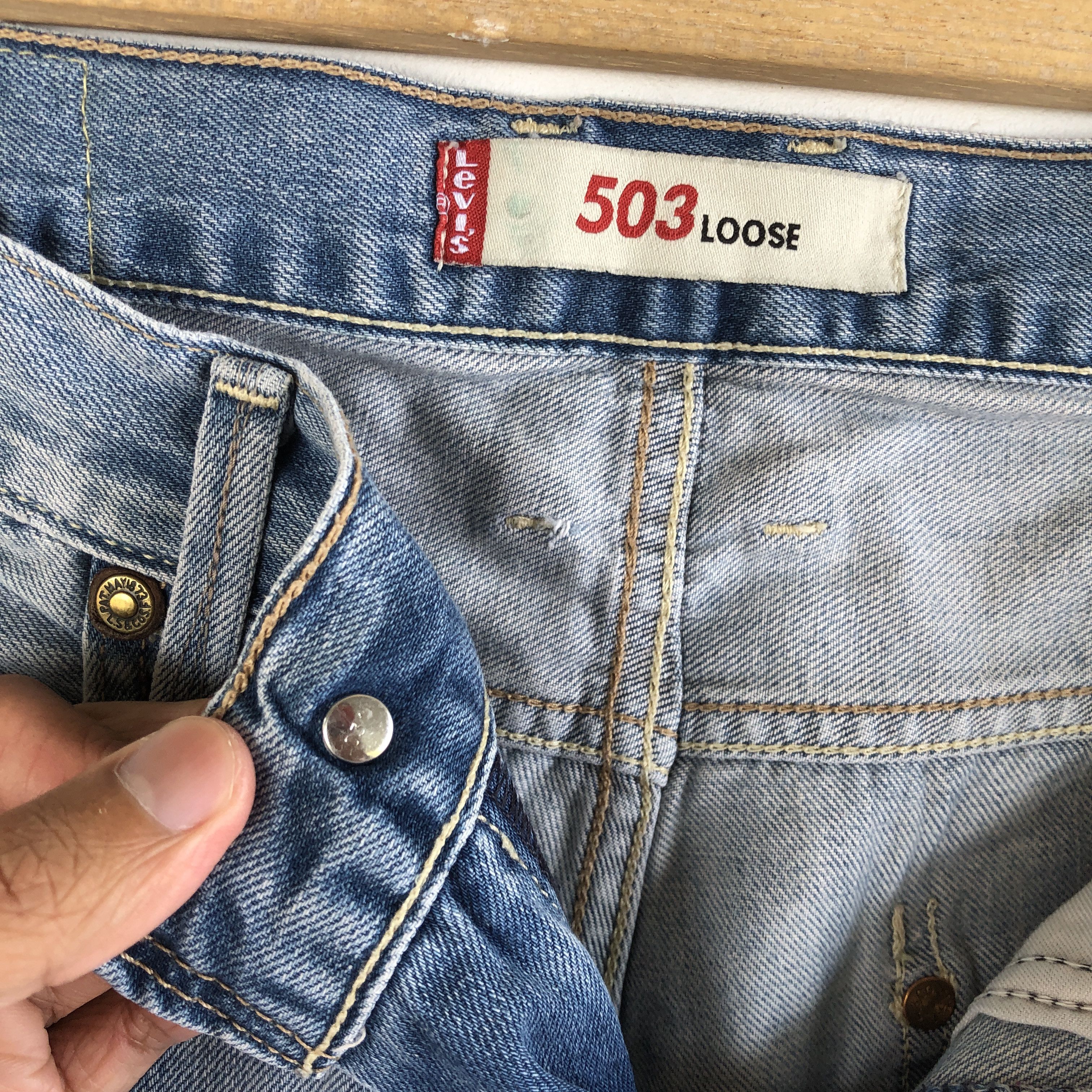Levi's Vintage Levis Sun Faded Jeans Levi's Light Wash Denim Size 30" / US 8 / IT 44 - 7 Thumbnail