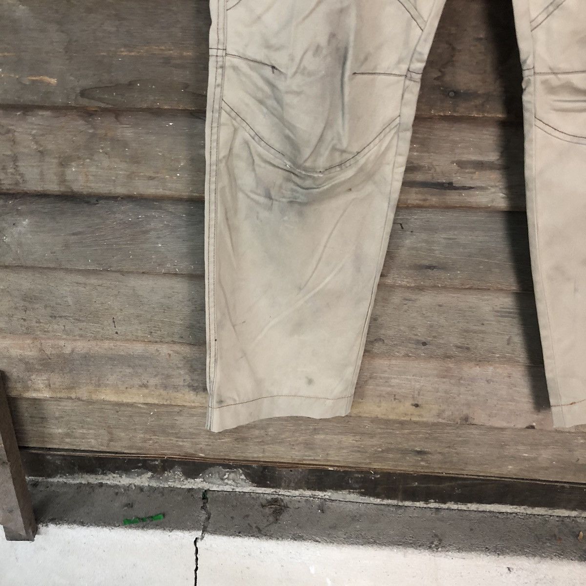 Dickies Dickies Brown dirty thrashed utility Cargo Pants #6905 Size US 31 - 8 Thumbnail