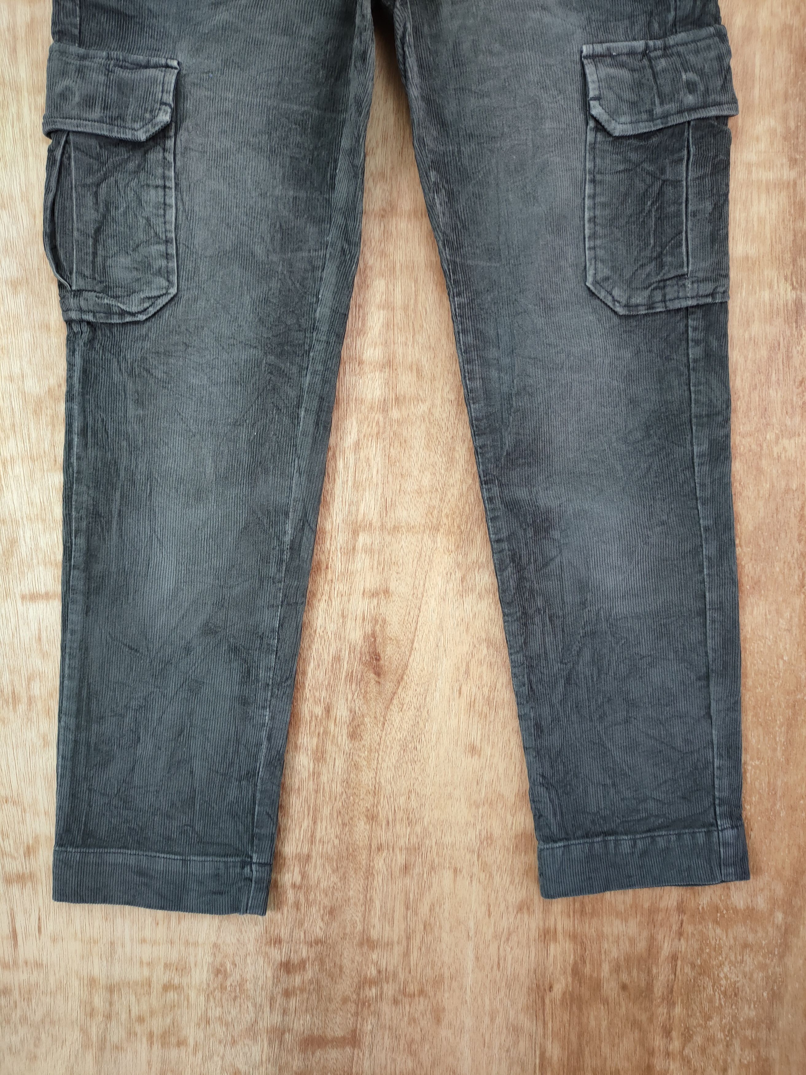Gap DLL Gap Limited Edition corduroy cargo pants #46-264 Size US 27 - 2 Thumbnail