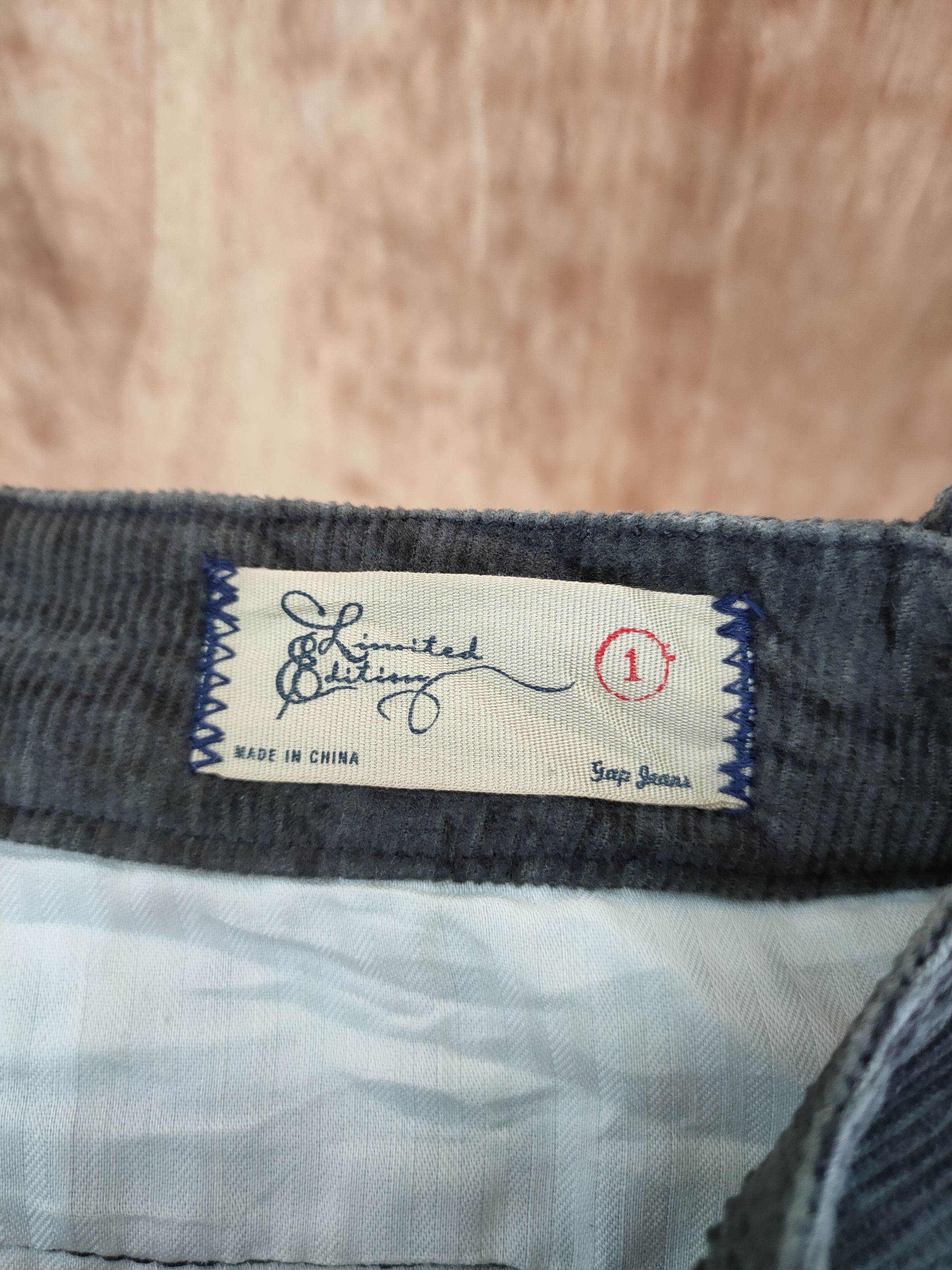 Gap DLL Gap Limited Edition corduroy cargo pants #46-264 Size US 27 - 10 Thumbnail