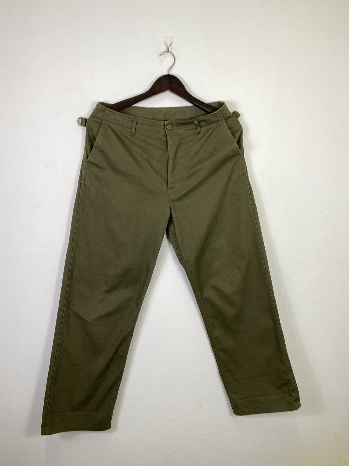 Japanese Brand Vintage Army Buckle Back Cargo Pocket Pants Size US 32 / EU 48 - 2 Thumbnail