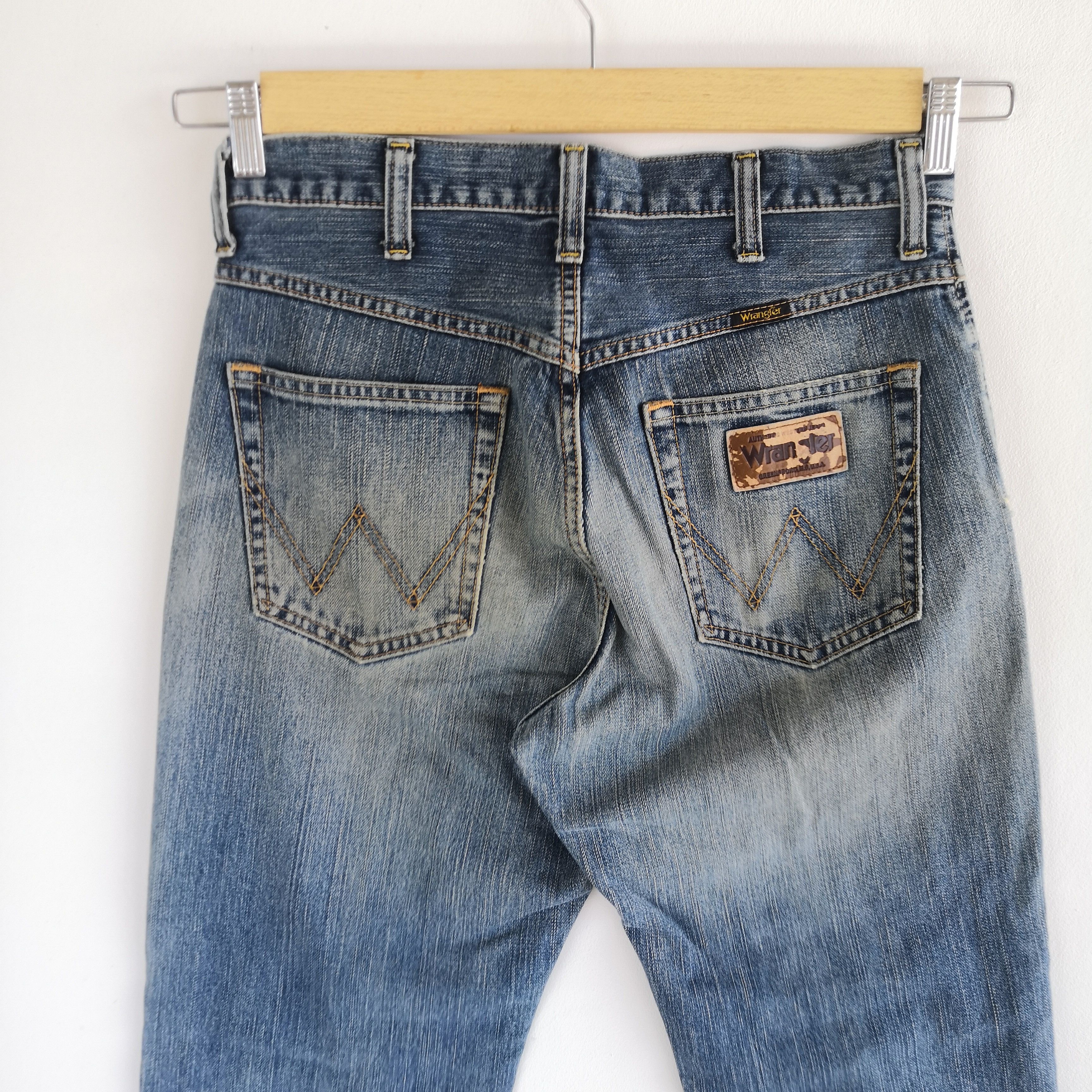 Jean Vintage Wrangler Faded Denim Distressed Wrangler Jeans Size US 30 / EU 46 - 6 Thumbnail