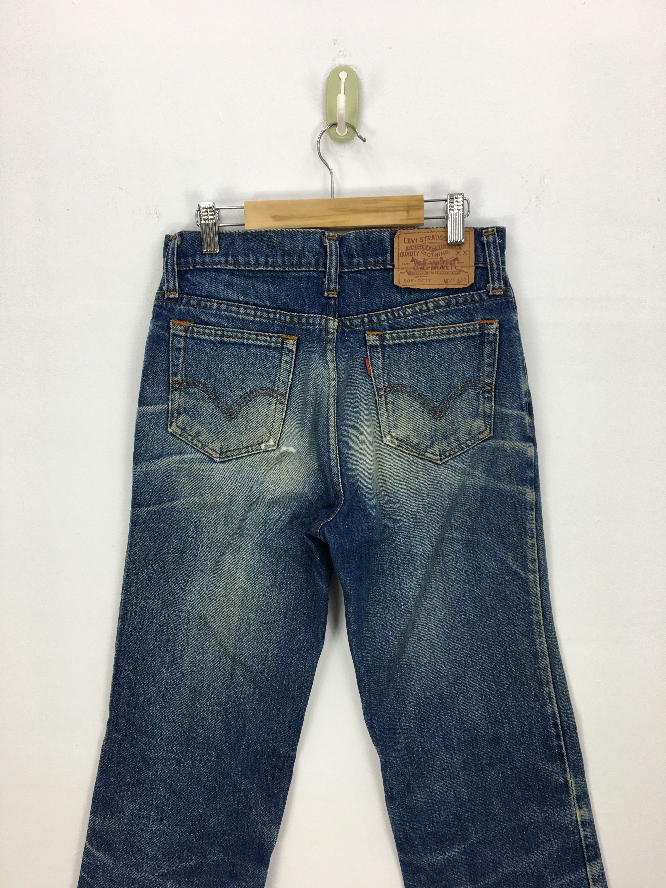 Levi's × Vintage Vintage Levi's 505 Stonewash Jeans Levis 505 Denim Size 26" / US 2 / IT 38 - 5 Thumbnail