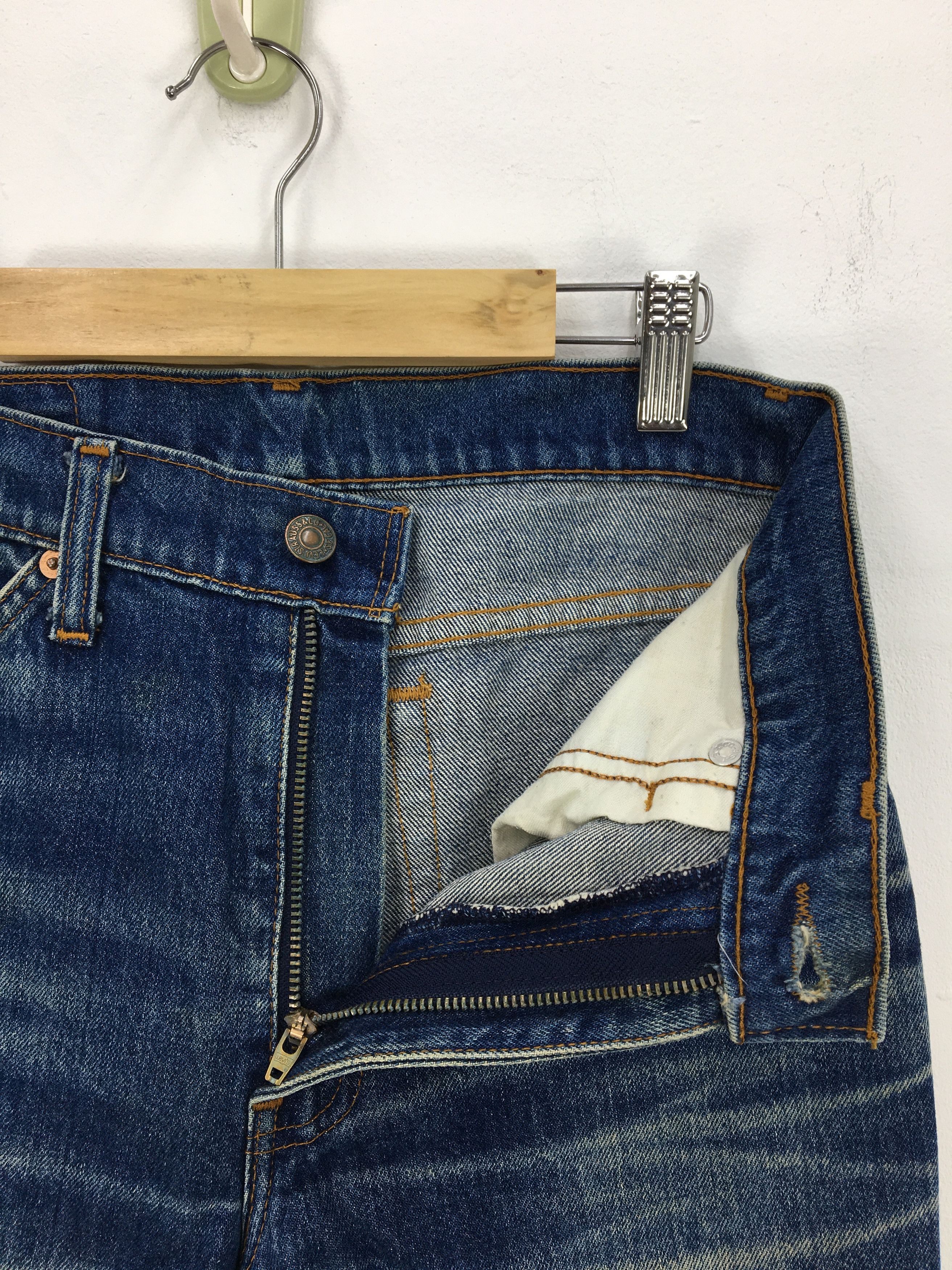 Levi's × Vintage Vintage Levi's 505 Stonewash Jeans Levis 505 Denim Size 26" / US 2 / IT 38 - 9 Thumbnail