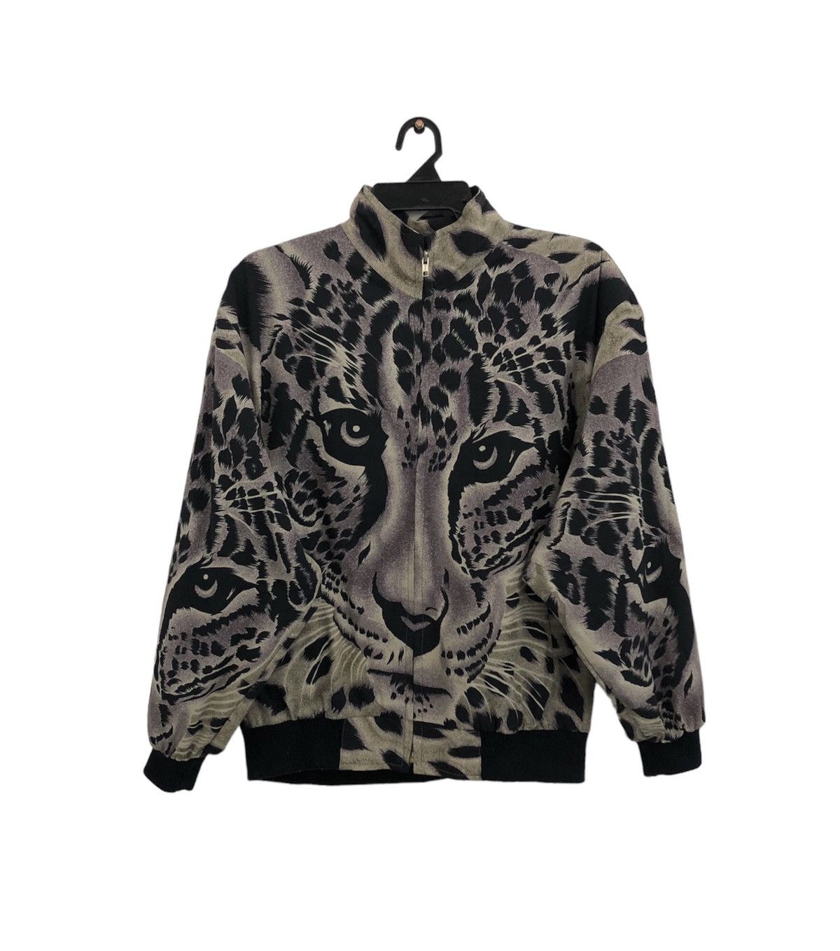 Other Vintage japan fullprint tiger big logo very rare designer Size US L / EU 52-54 / 3 - 1 Thumbnail