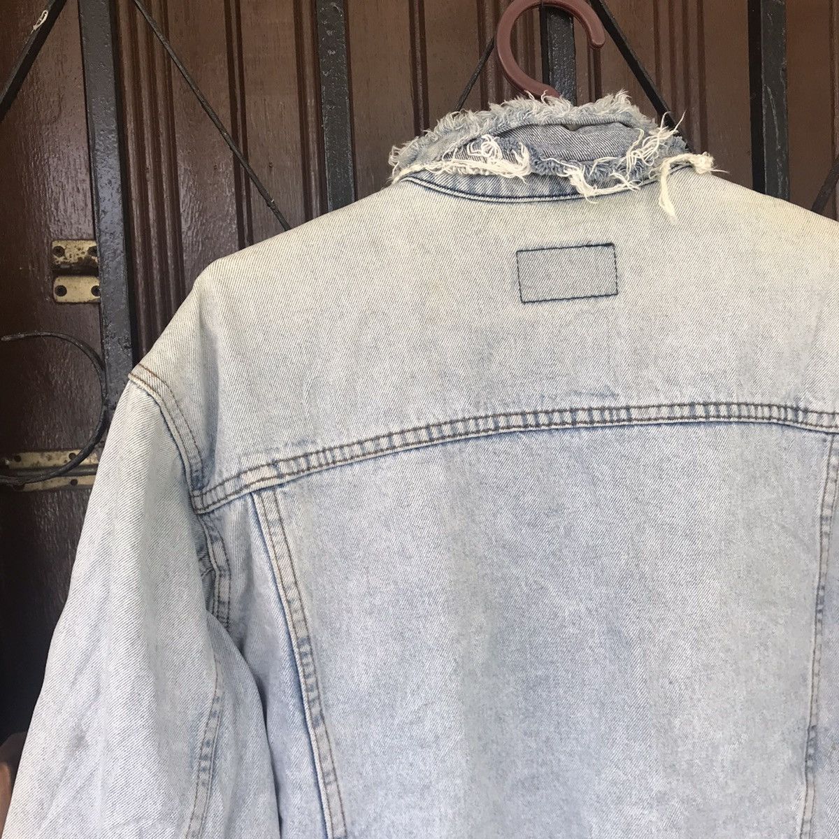 Levi's Vtg Levis Orange Tab Trucker Distress Denim Jacket J02 Size US L / EU 52-54 / 3 - 10 Thumbnail