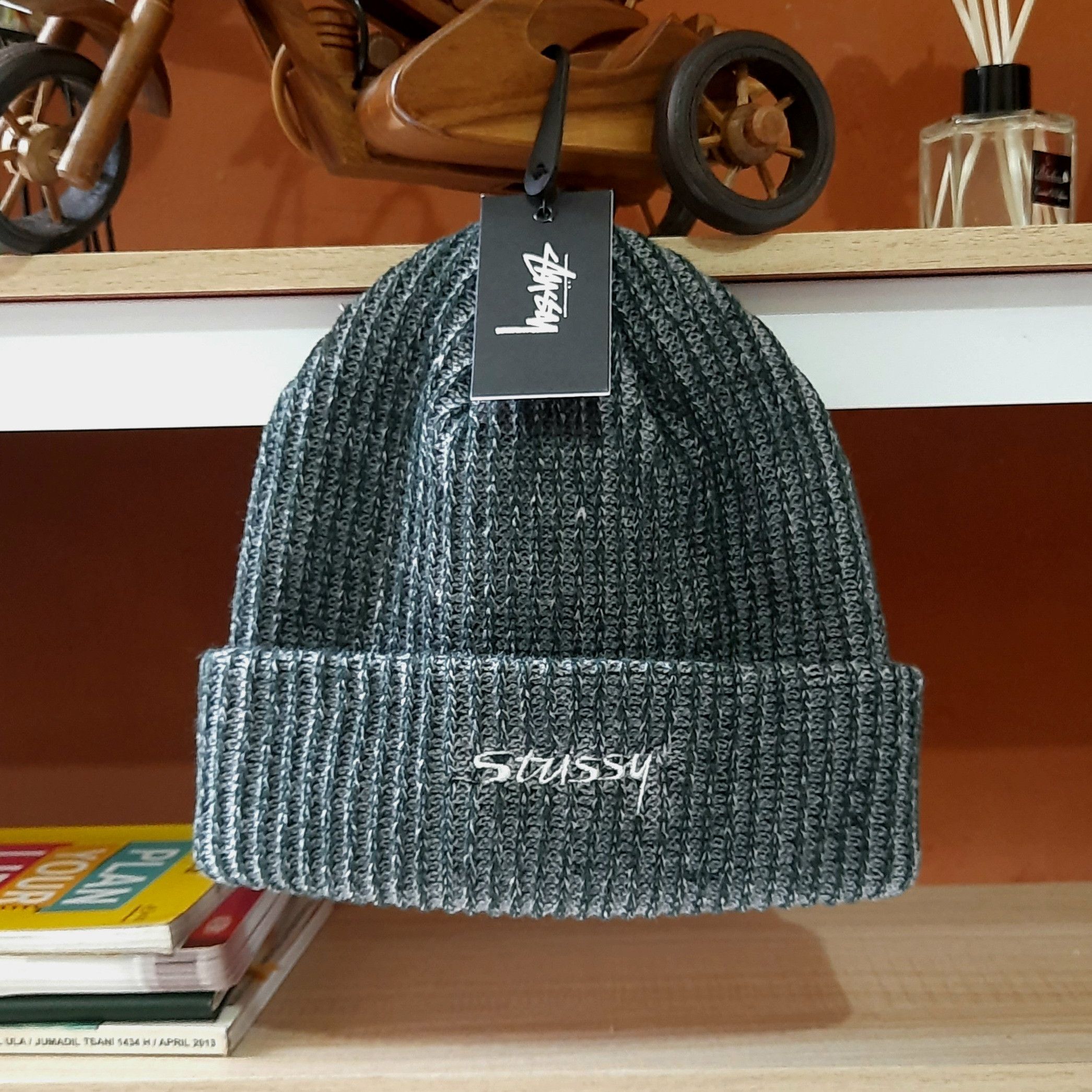 Buy Stussy Workgear Spray Cuff Beanie 'Lime' - 1321186 LIME | GOAT