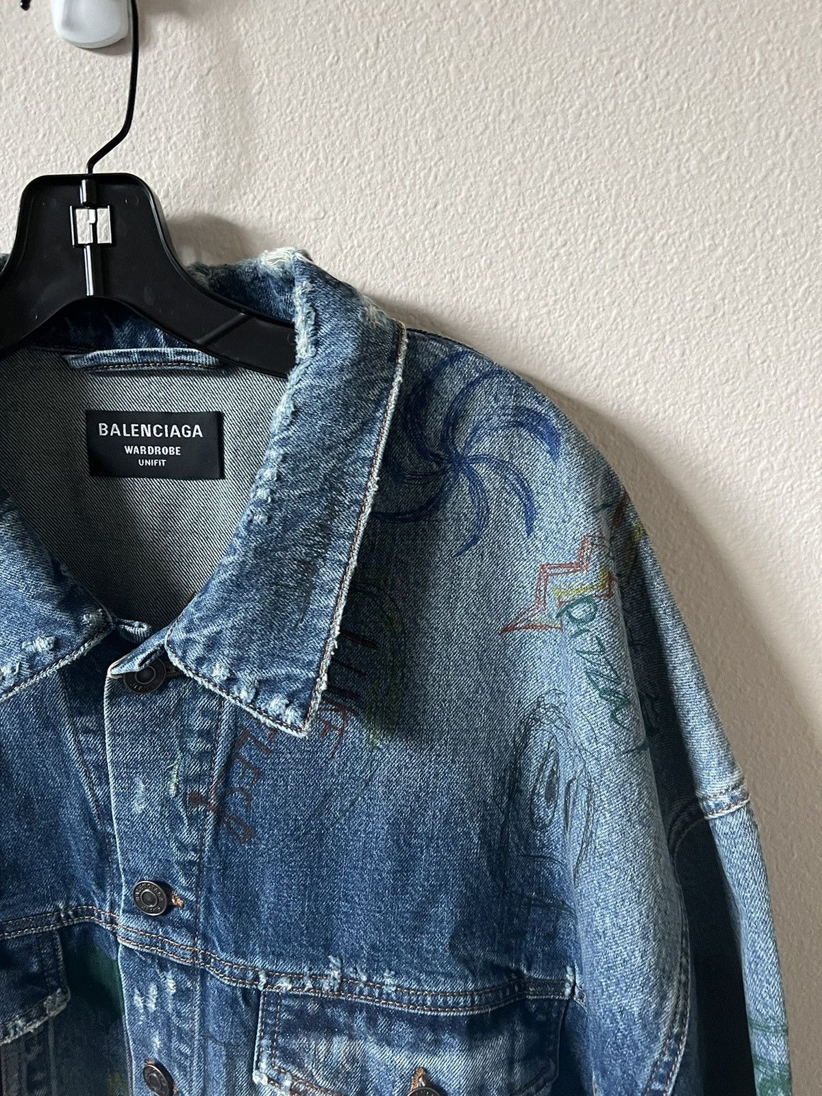 Balenciaga Balenciaga Distressed Scribble Denim Jacket Size US L / EU 52-54 / 3 - 6 Thumbnail