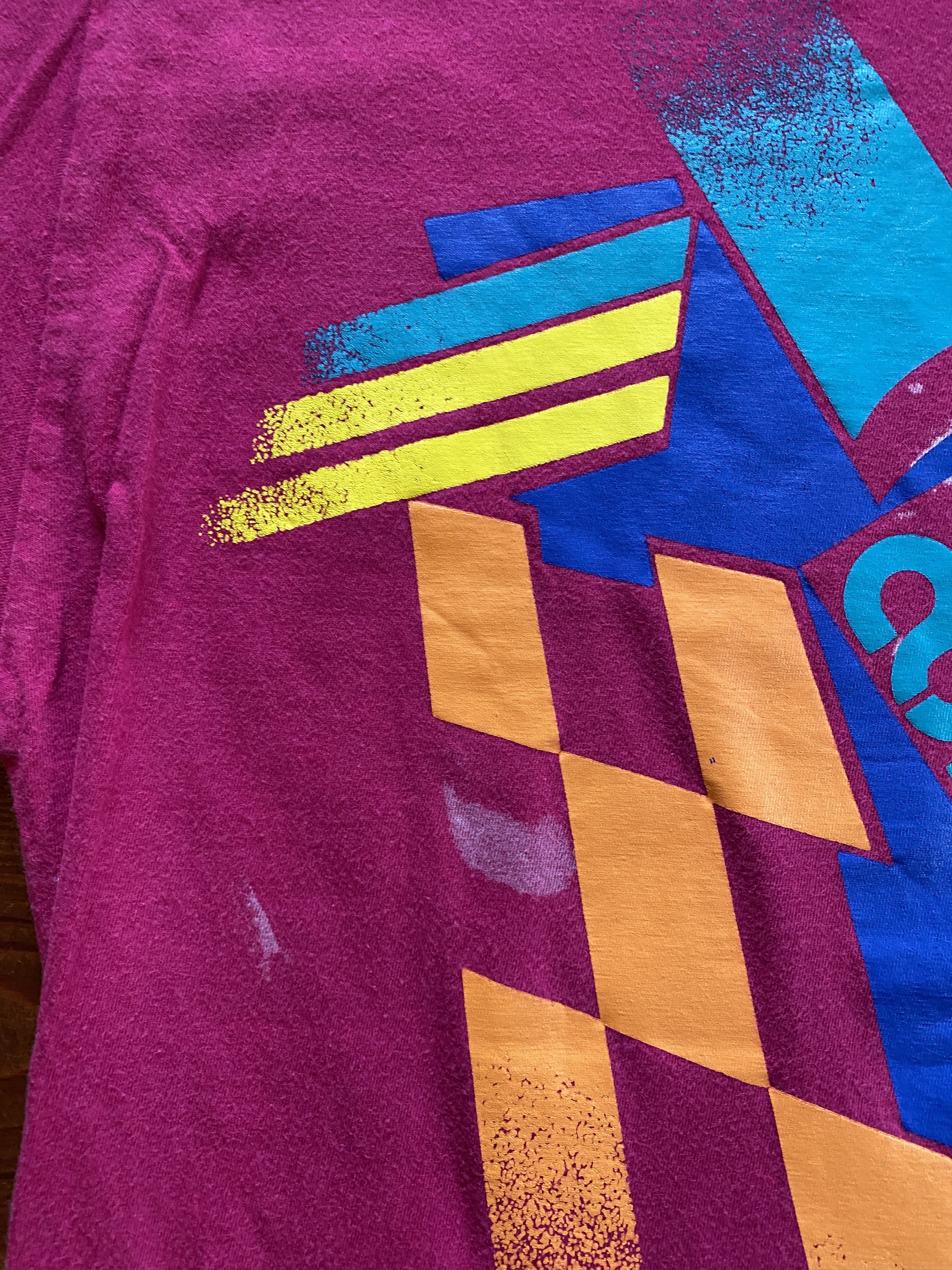 Asics Vintage 90's Asics Big Abstract Image Pink Tee Size US M / EU 48-50 / 2 - 5 Thumbnail