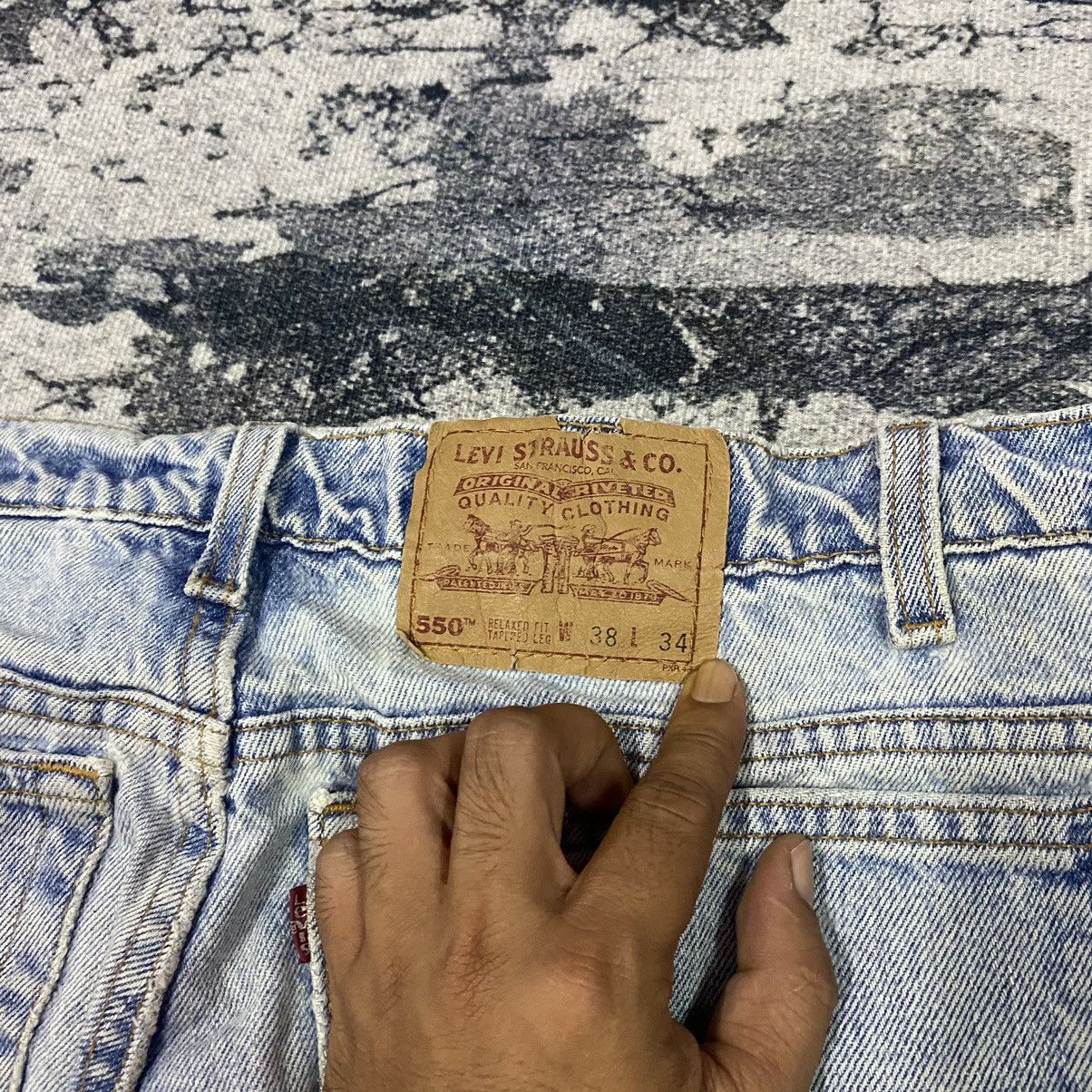 Levi's × Vintage Vintage 90s Levis 550 Light Washed Denim Jeans Size US 37 - 10 Thumbnail
