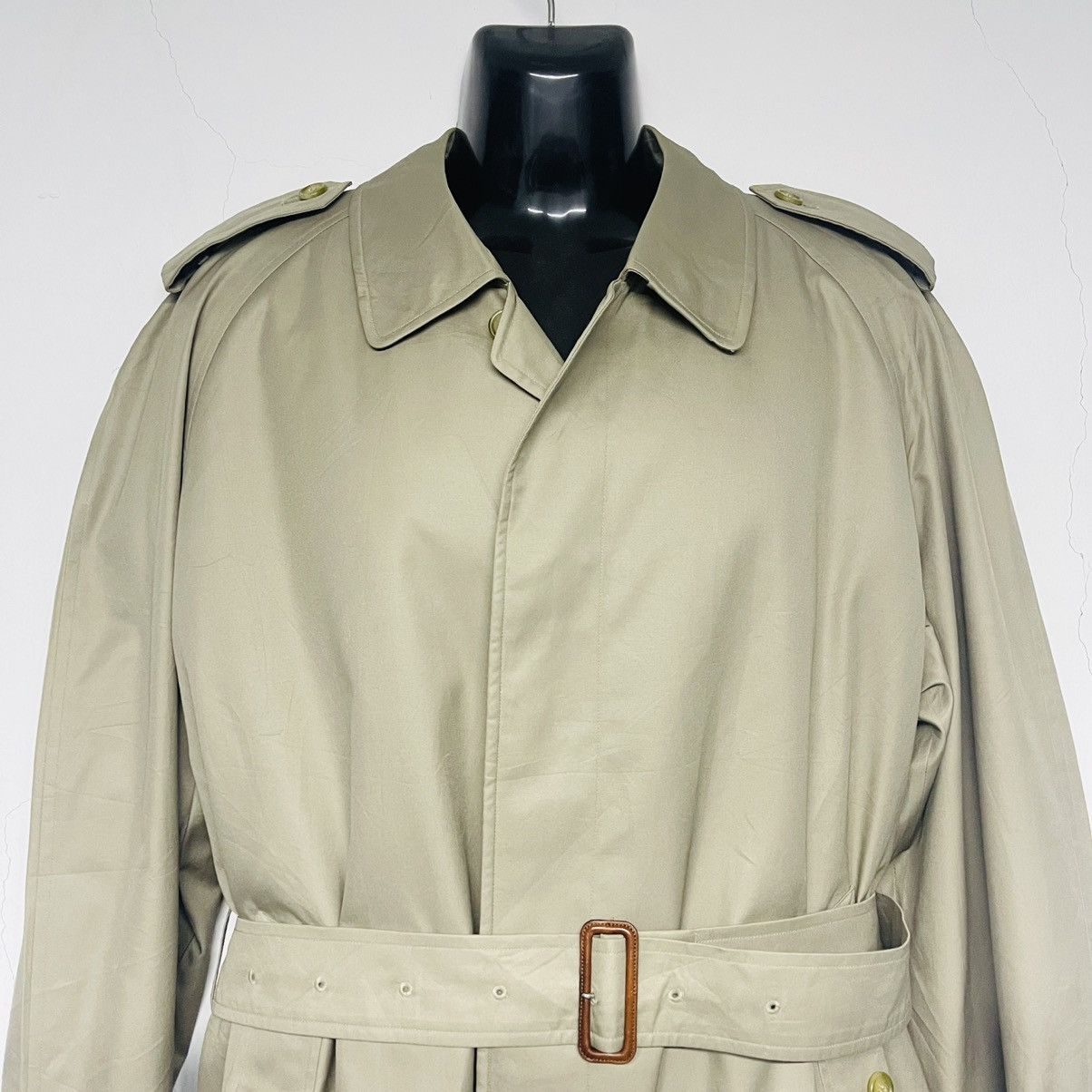 Burberry BURBERRYS NOVA CHECK WINTER TRENCH COAT Size US M / EU 48-50 / 2 - 3 Thumbnail