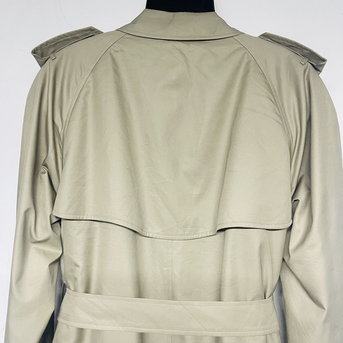 Burberry BURBERRYS NOVA CHECK WINTER TRENCH COAT Size US M / EU 48-50 / 2 - 11 Thumbnail