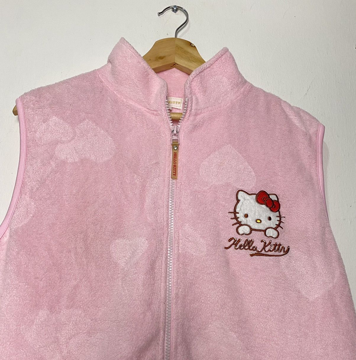Japanese Brand GONE🔥Vintage Hello Kitty Sanrio Tokyo Japan Fleece Vest Size US L / EU 52-54 / 3 - 3 Thumbnail
