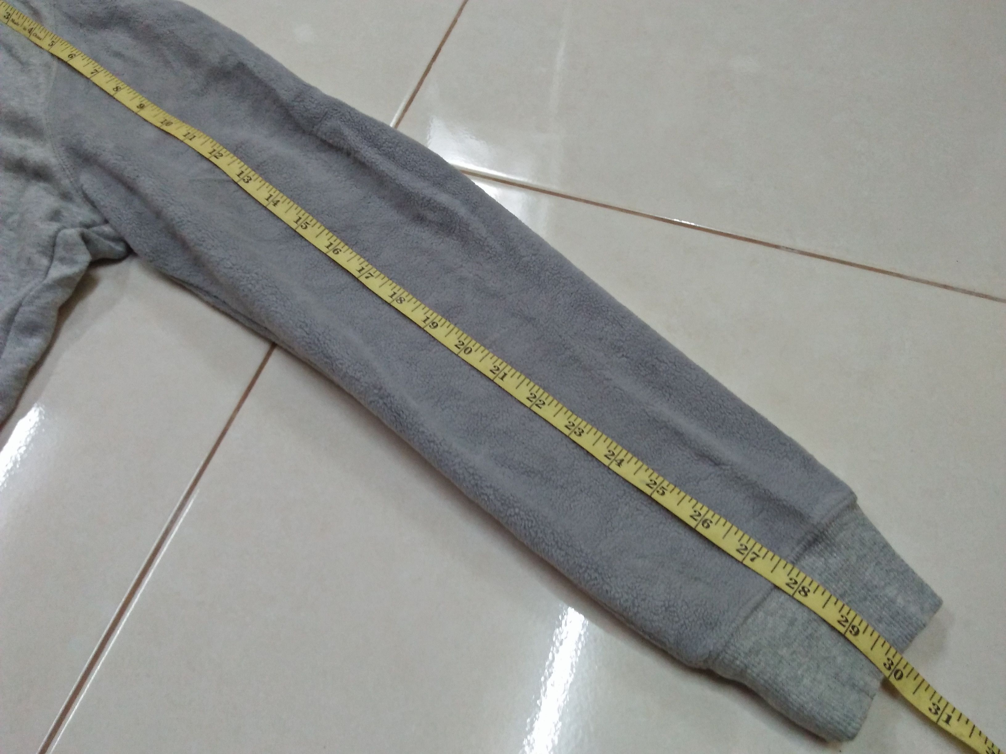 Designer × Uniqlo LISA LARSON X UT UNIQLO Lila Zoo Cat Hoodie Size US M / EU 48-50 / 2 - 11 Thumbnail