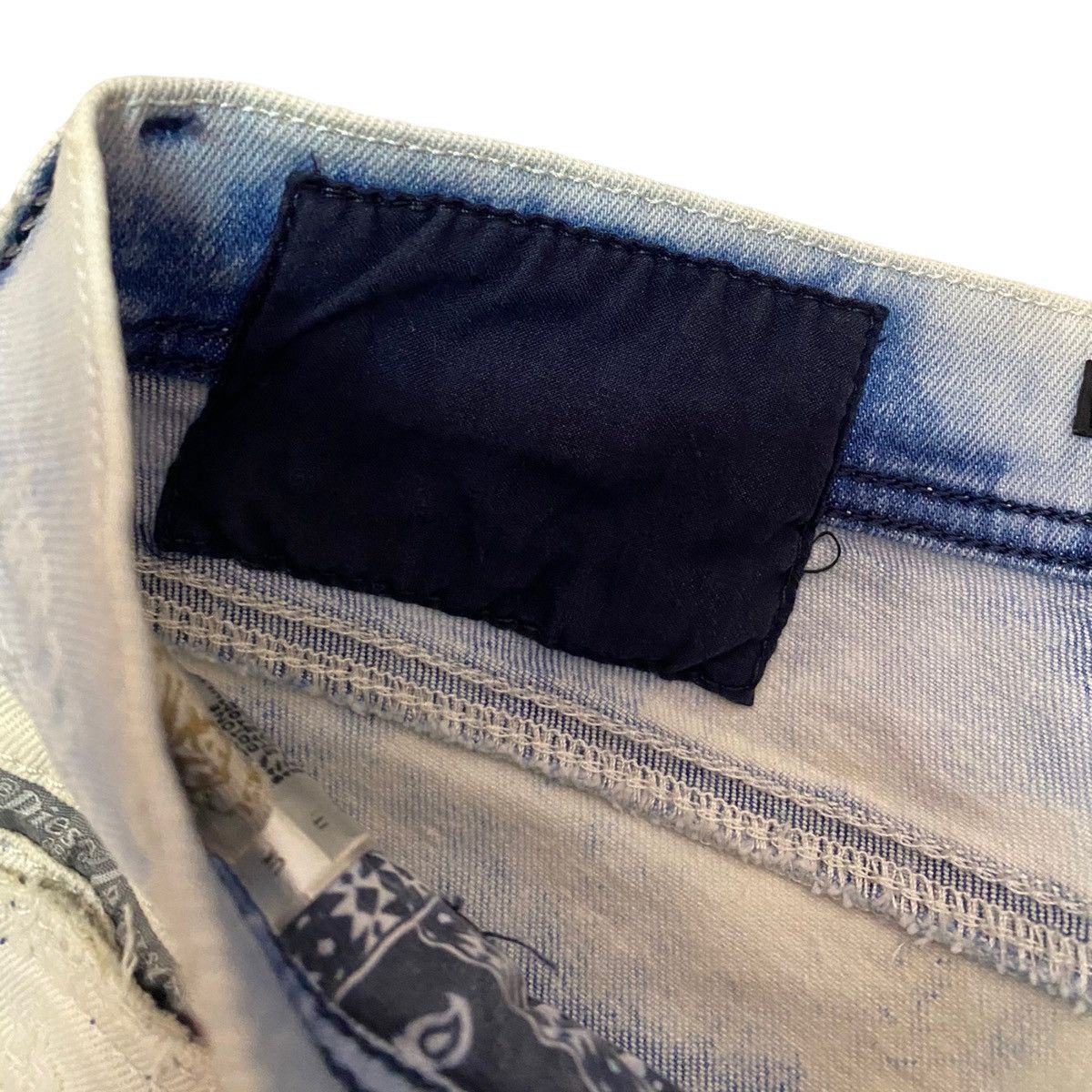 Diesel RARE🔥DIESEL DNA S/S 2016 SLIM-CARROT DISTRESSED PUNK JEANS Size US 29 - 14 Thumbnail