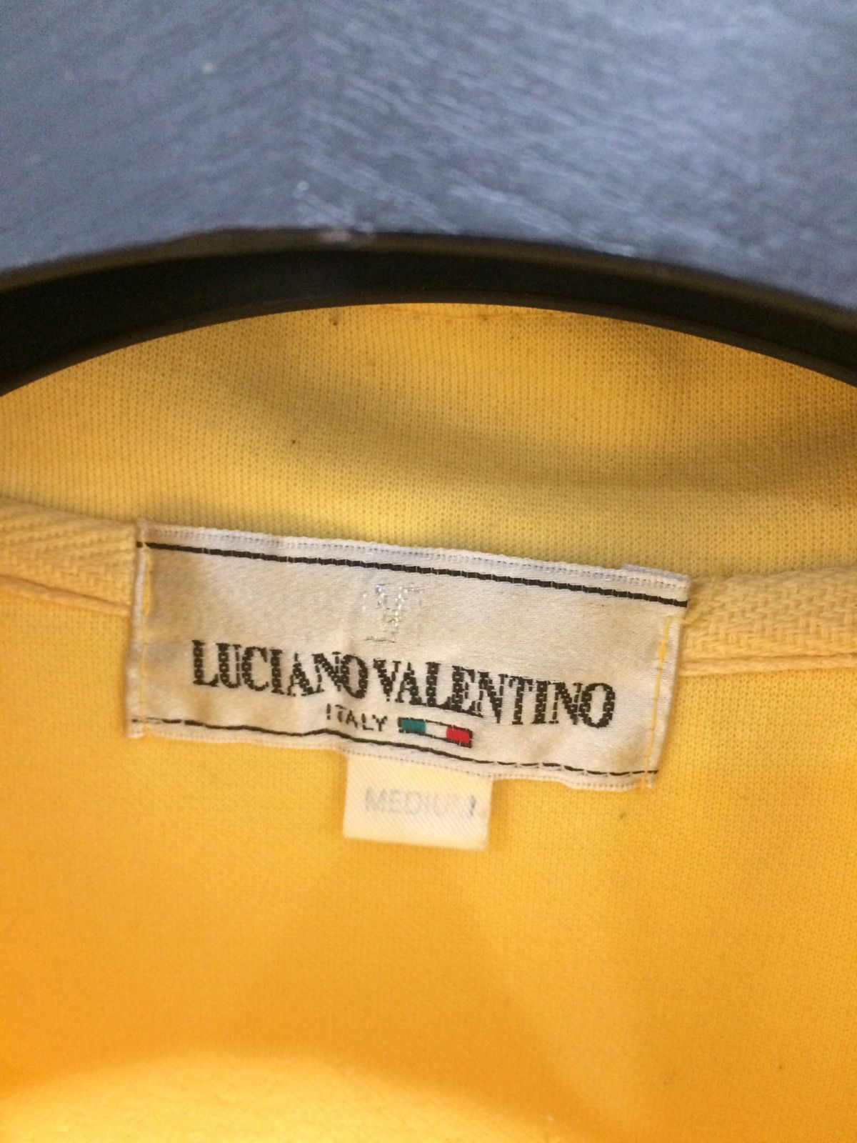 Vintage Vintage Luciano Valentino Spell Out Sweatshirt Size US M / EU 48-50 / 2 - 4 Thumbnail