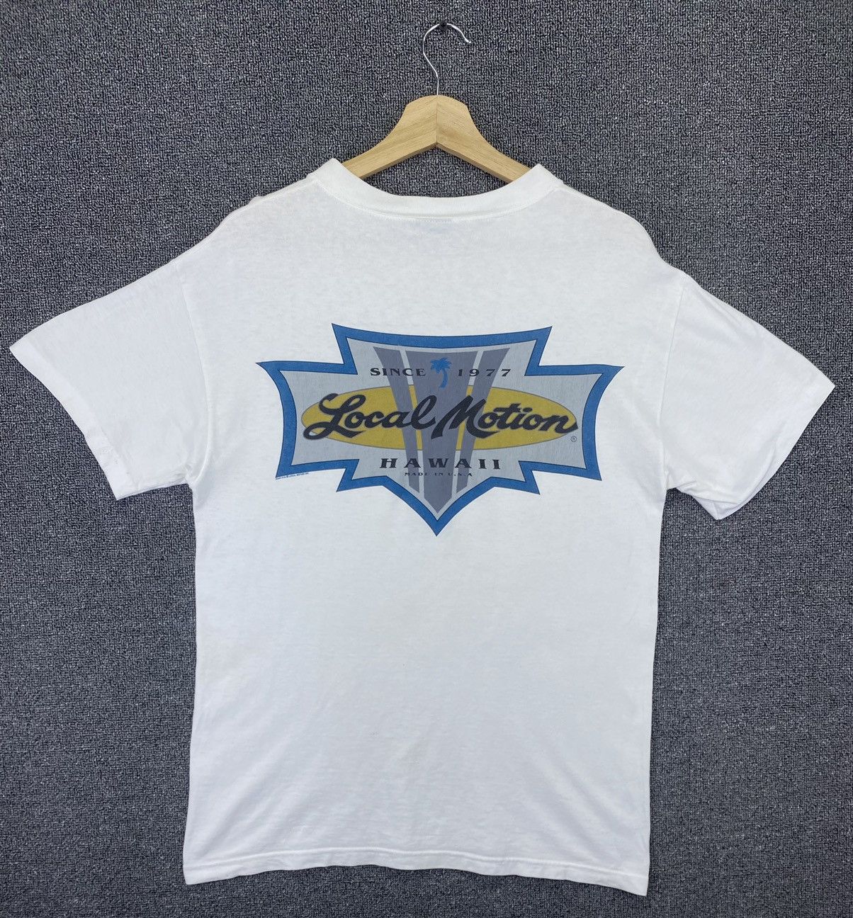Vintage Vintage Local Motion Hawaiian Surfgear Tee T Shirts Size US M / EU 48-50 / 2 - 1 Thumbnail
