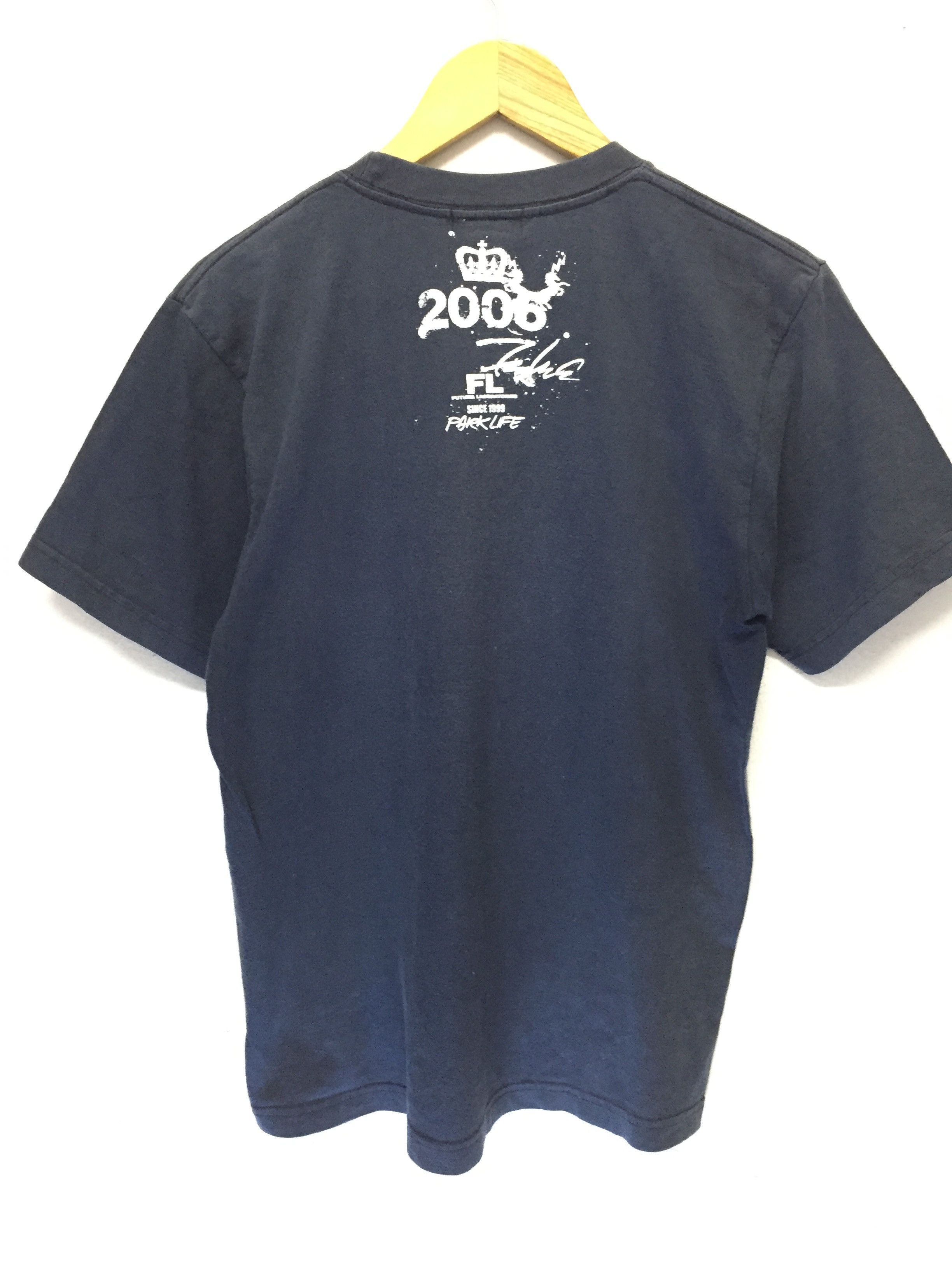 Futura 2006 Futura Iraq war human shield tee Size US M / EU 48-50 / 2 - 10 Thumbnail