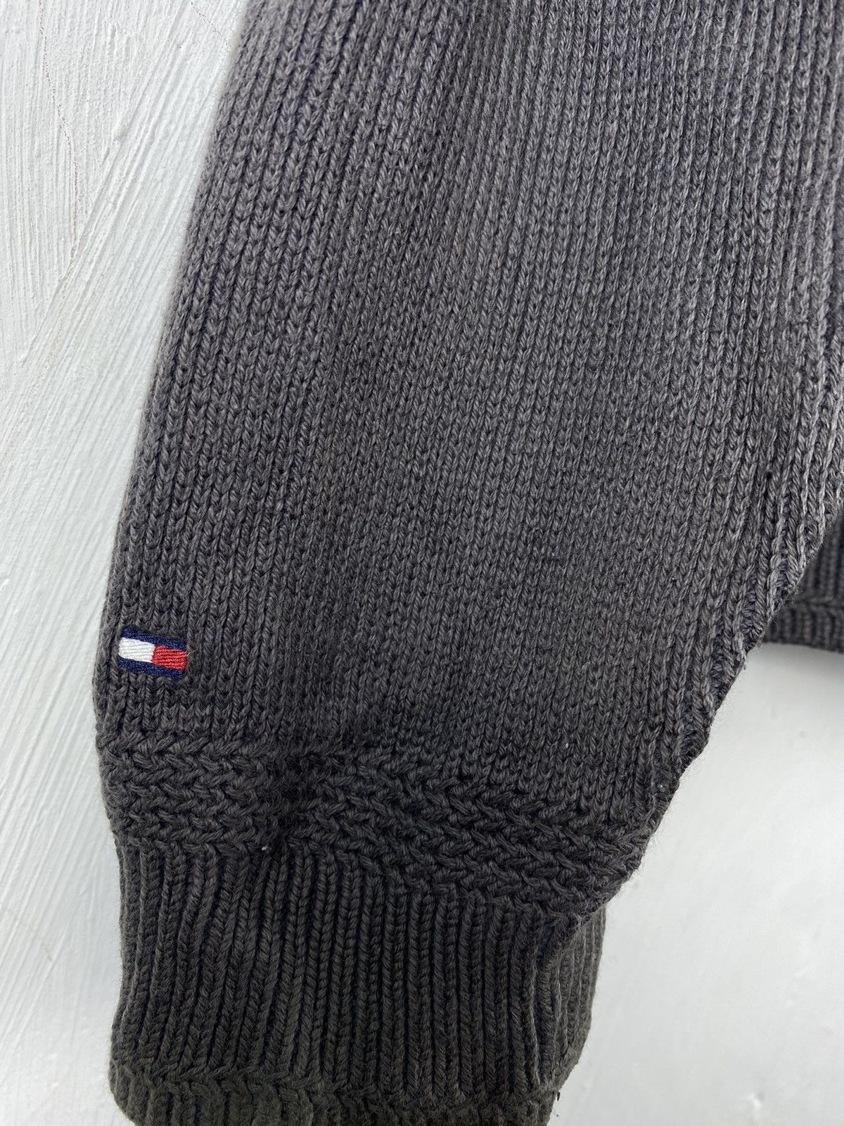 Tommy Hilfiger Vintage Tommy Hilfiger Flag Logo Multi Pocket Knit Sweater Size US XL / EU 56 / 4 - 9 Thumbnail
