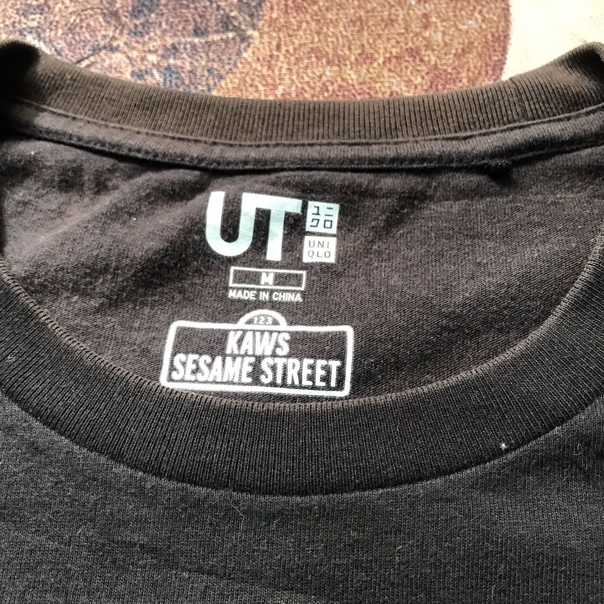 Japanese Brand × Kaws × Uniqlo ‼️UNIQLO KAWS SESAME STREET TSHIRT ‼️ Size US M / EU 48-50 / 2 - 3 Thumbnail