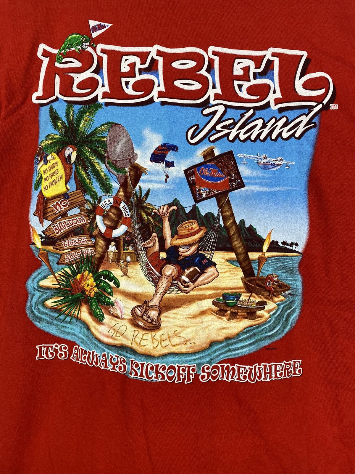 Vintage STEAL 🔥 Vintage Y2K Rebel Island Tshirt Tee Size US XL / EU 56 / 4 - 4 Thumbnail