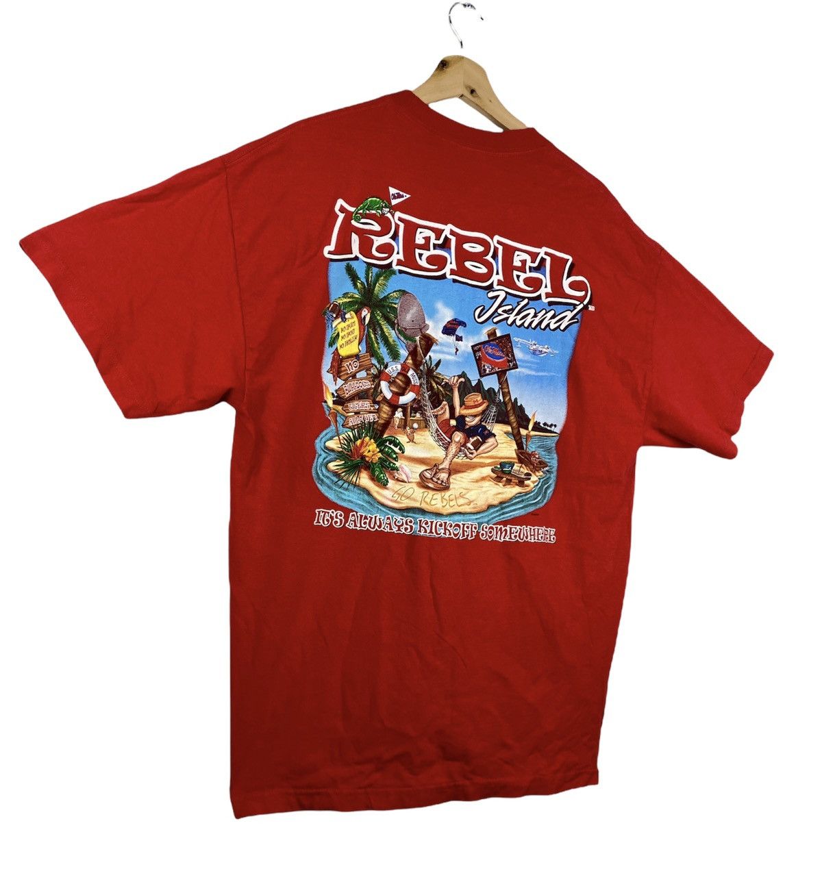 Vintage STEAL 🔥 Vintage Y2K Rebel Island Tshirt Tee Size US XL / EU 56 / 4 - 2 Thumbnail
