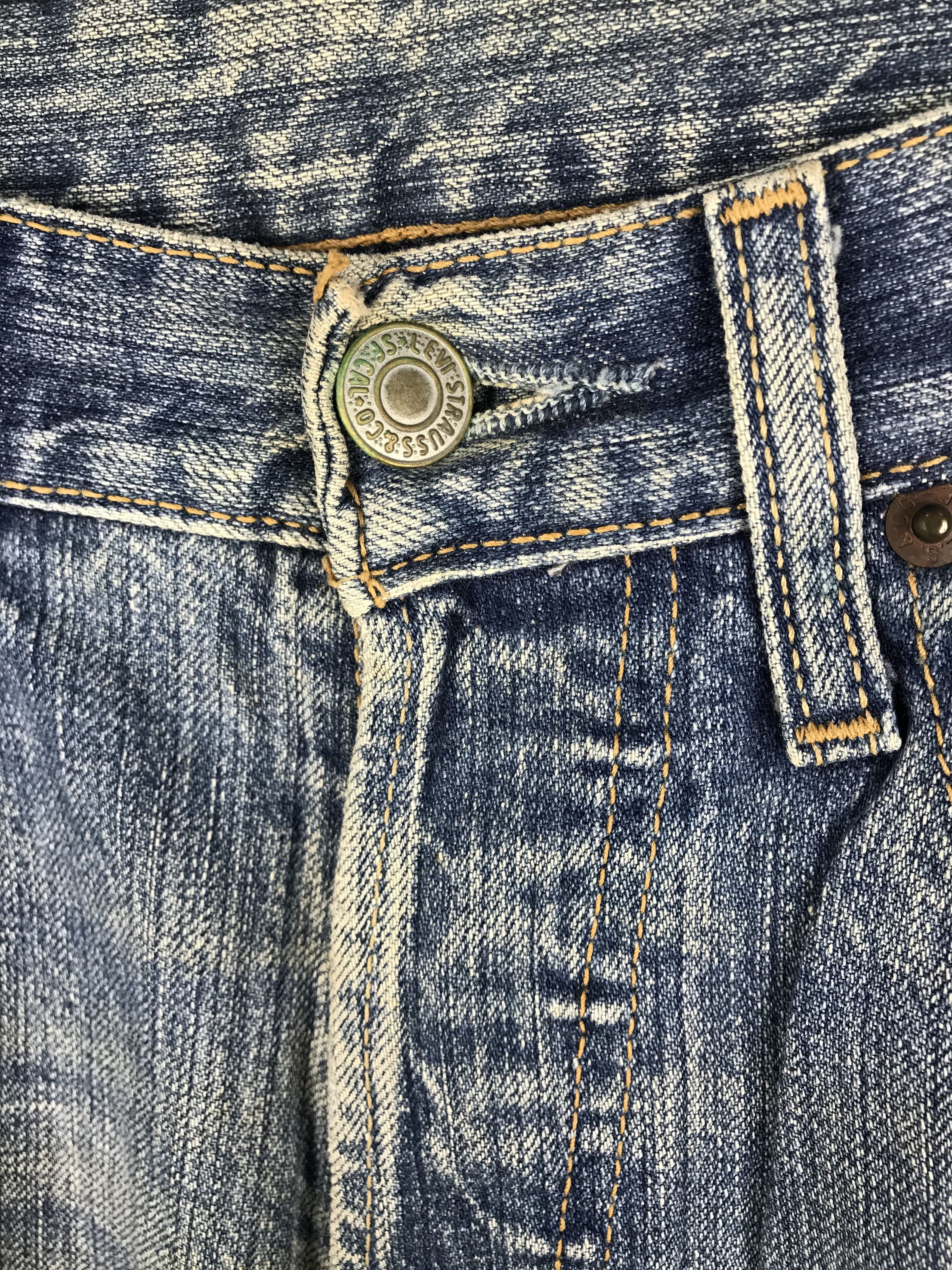 Levi's × Levi's Vintage Clothing Vintage Levi's 501 Distressed Denim Button 359 Size US 33 - 2 Thumbnail