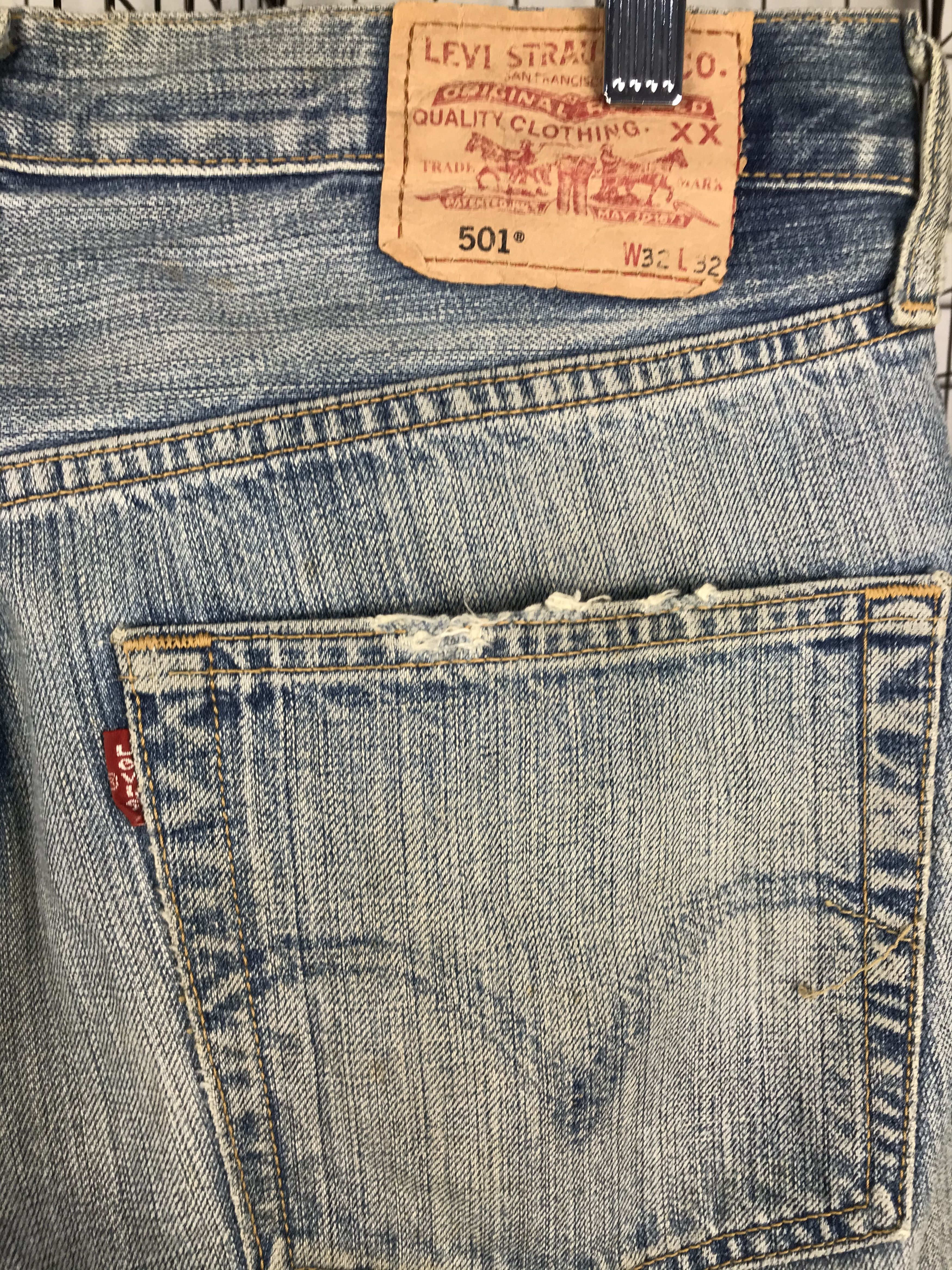 Levi's × Levi's Vintage Clothing Vintage Levi's 501 Distressed Denim Button 359 Size US 33 - 6 Thumbnail
