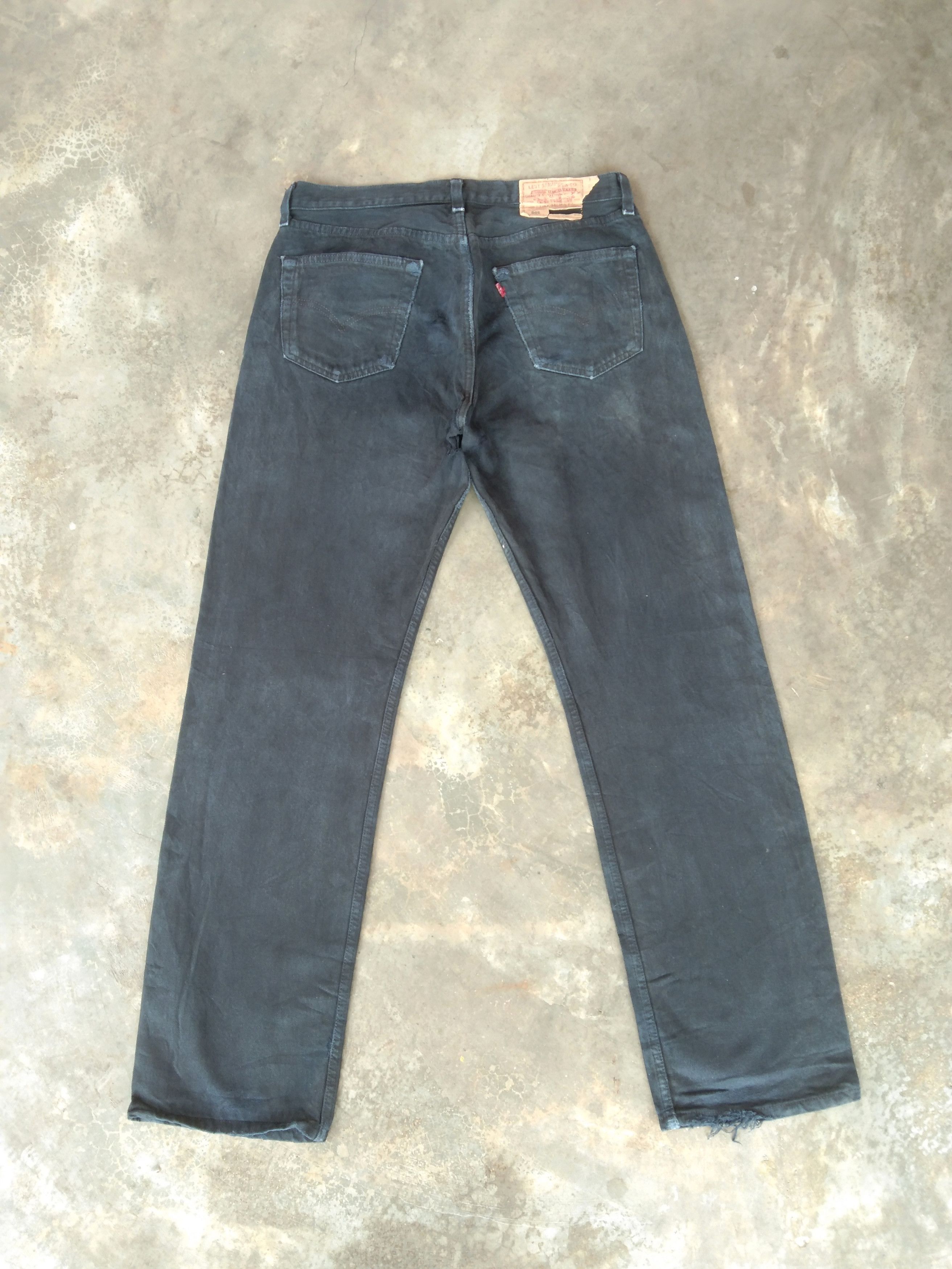 Levi's 90s Vintage Levi's 501 Black Made In USA Distressed Jeans Size US 33 - 2 Thumbnail