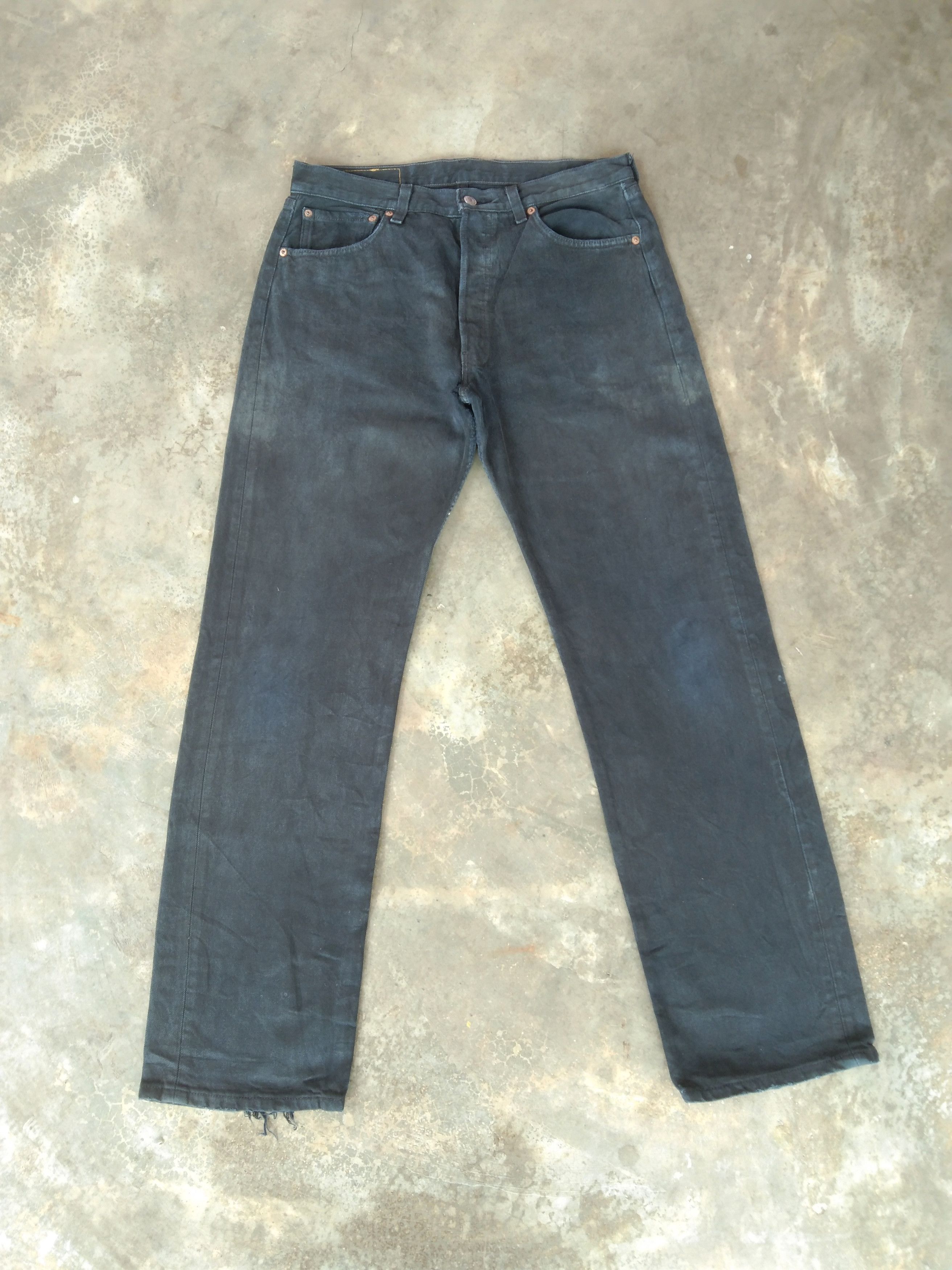 Levi's 90s Vintage Levi's 501 Black Made In USA Distressed Jeans Size US 33 - 1 Thumbnail