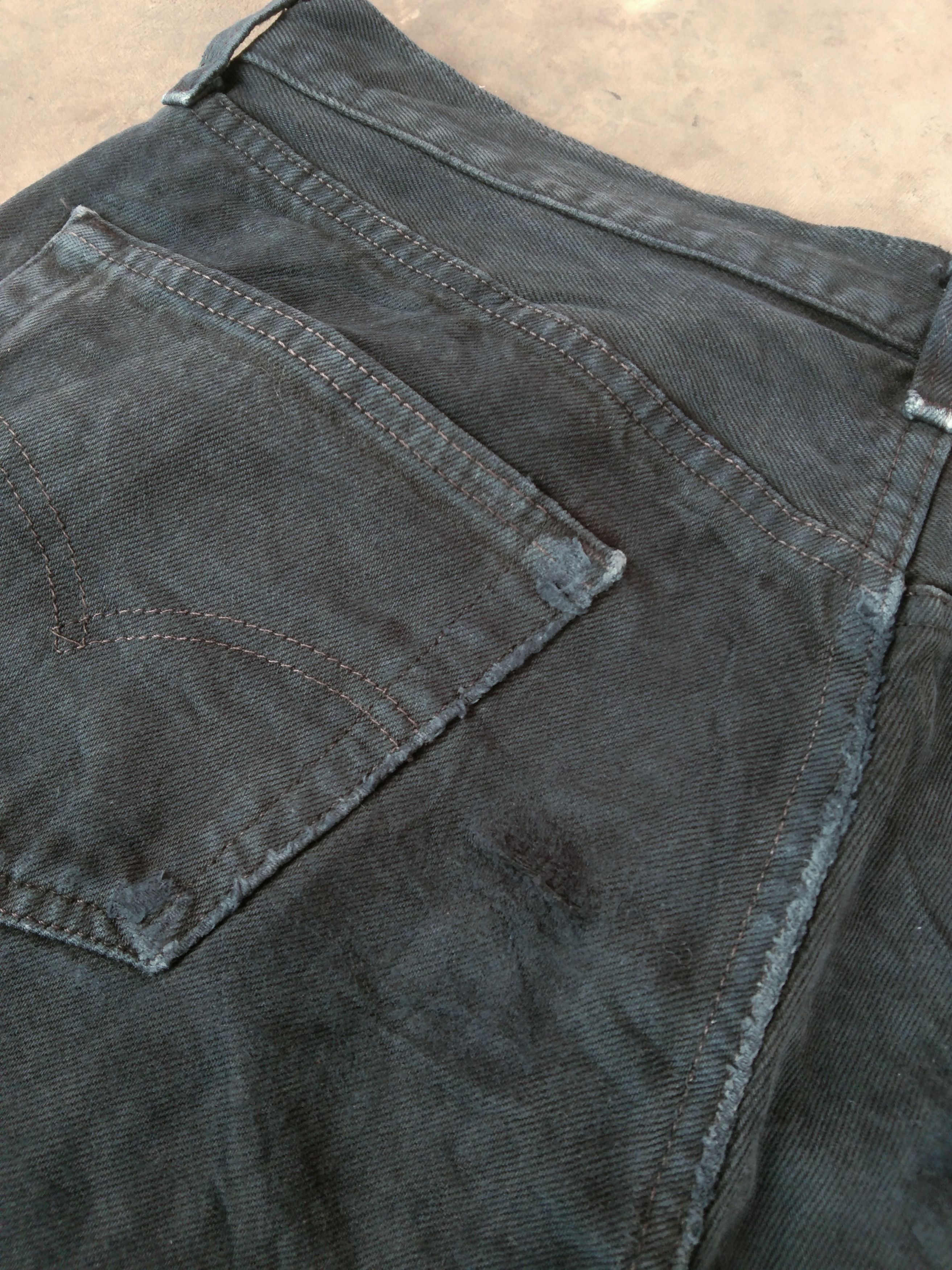 Levi's 90s Vintage Levi's 501 Black Made In USA Distressed Jeans Size US 33 - 5 Thumbnail