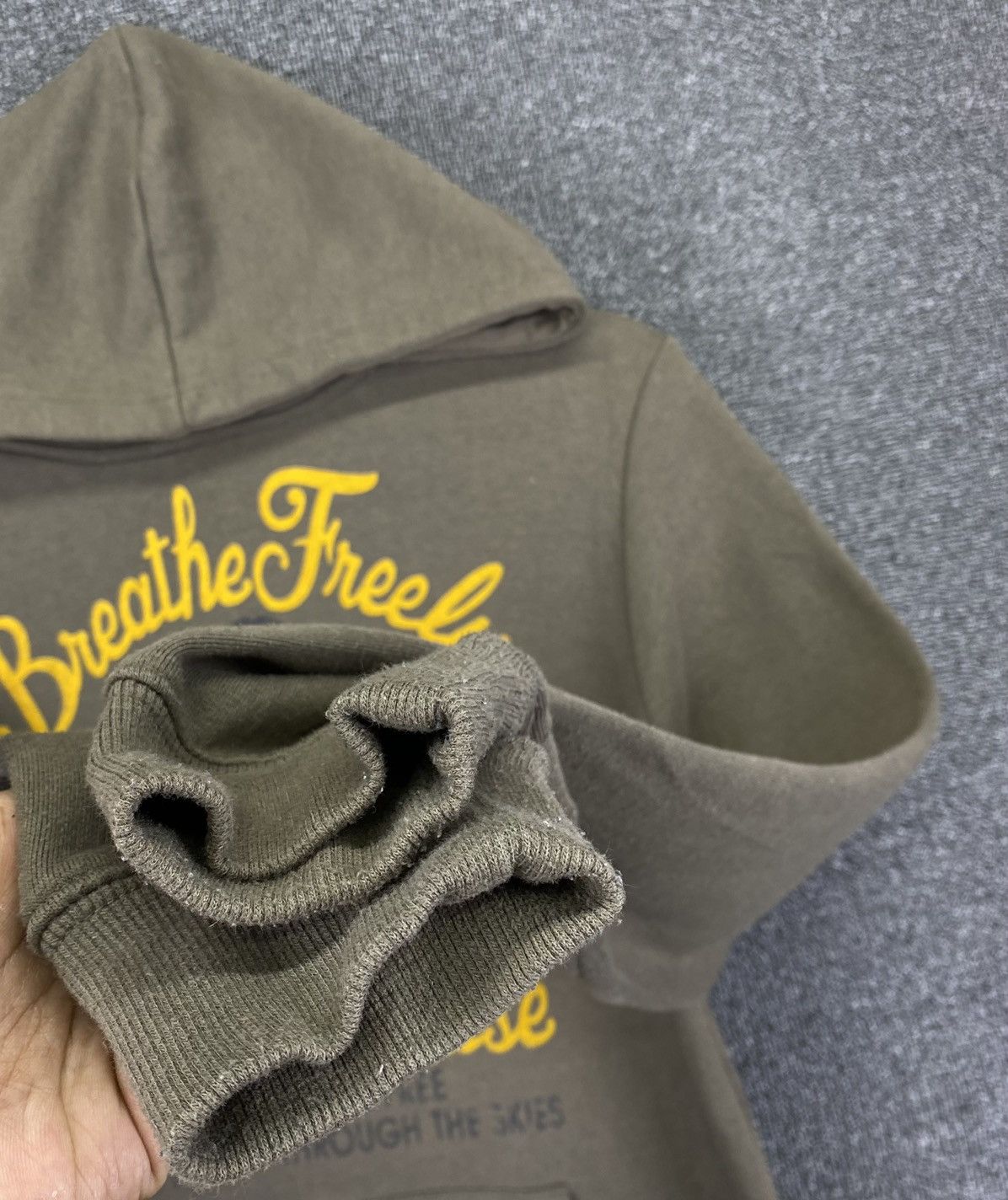 Band Tees Vintage Breathe Freely Elicit Praise Hoodie Sweatshirt Size L / US 10 / IT 46 - 9 Thumbnail