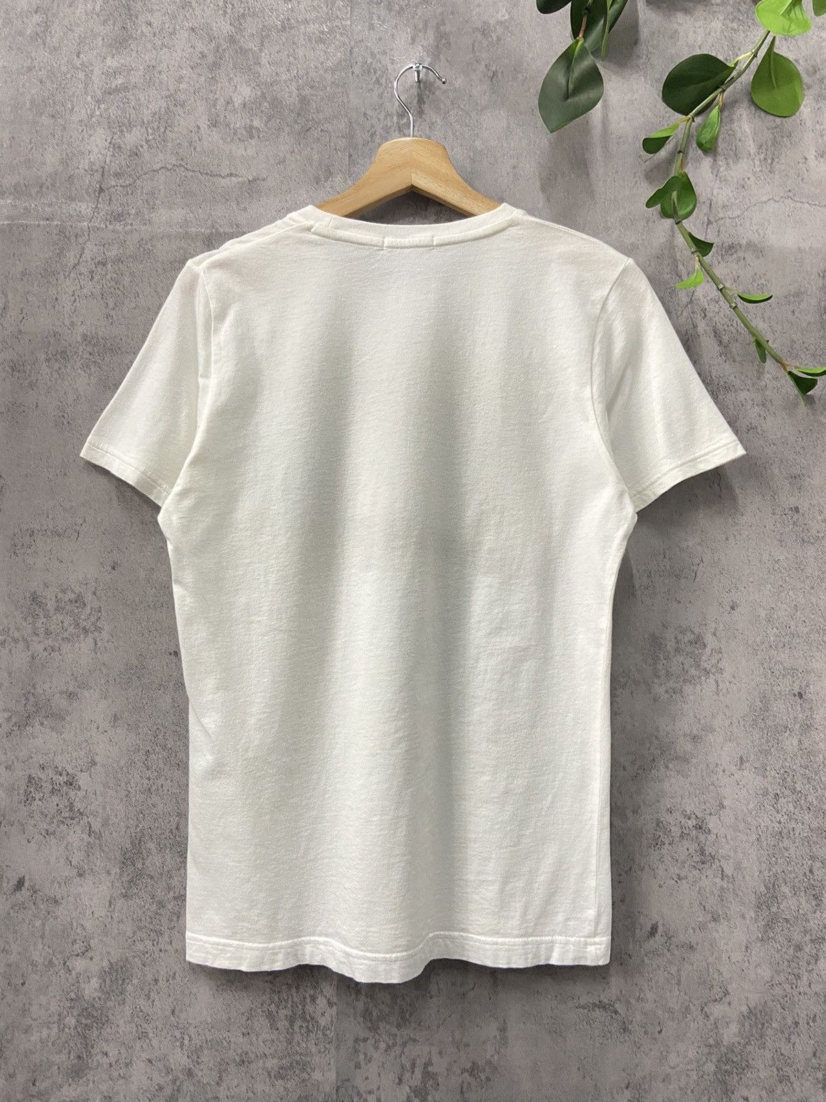 Japanese Brand × Uniqlo Alex Majoli Magnum Art Photography Uniqlo Photo Tshirt Size US S / EU 44-46 / 1 - 6 Thumbnail