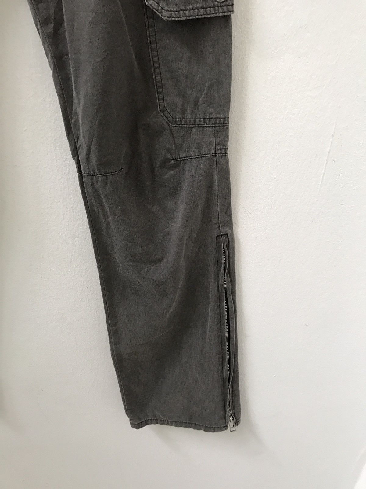 Japanese Brand Japan Made Zipper Hem Multi Pocket Cargo Trouser Pant Size US 31 - 8 Thumbnail