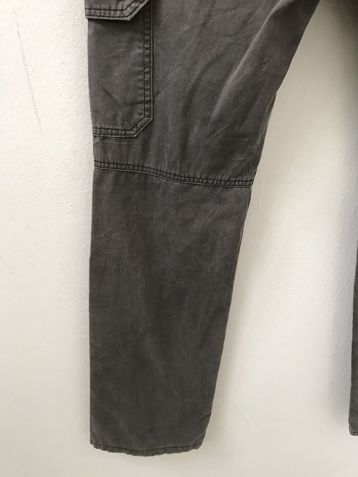 Japanese Brand Japan Made Zipper Hem Multi Pocket Cargo Trouser Pant Size US 31 - 14 Thumbnail