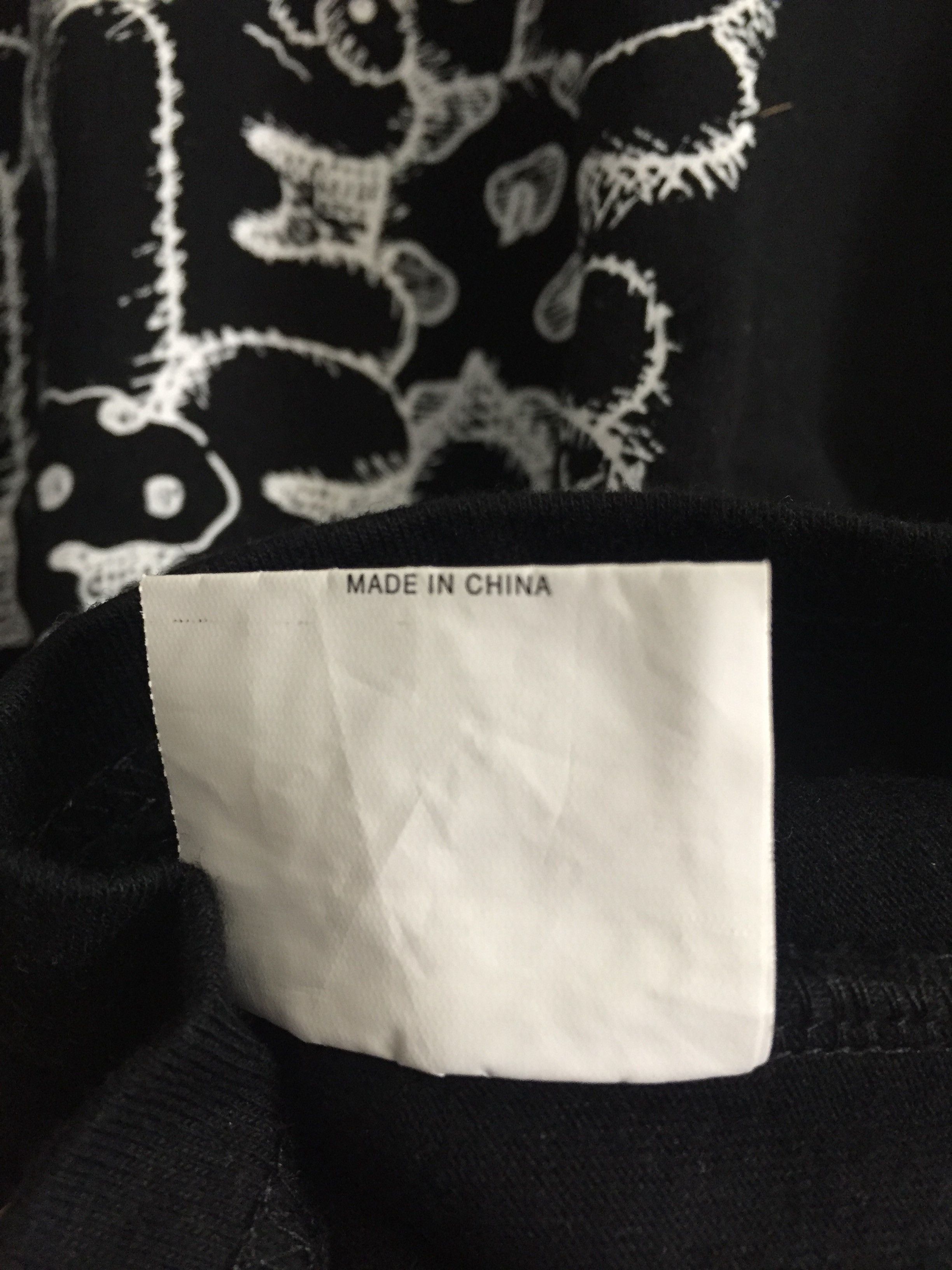 Kaws KAWS X YUZ MUSEUM SHANGHAI NT CDG Size US L / EU 52-54 / 3 - 5 Thumbnail