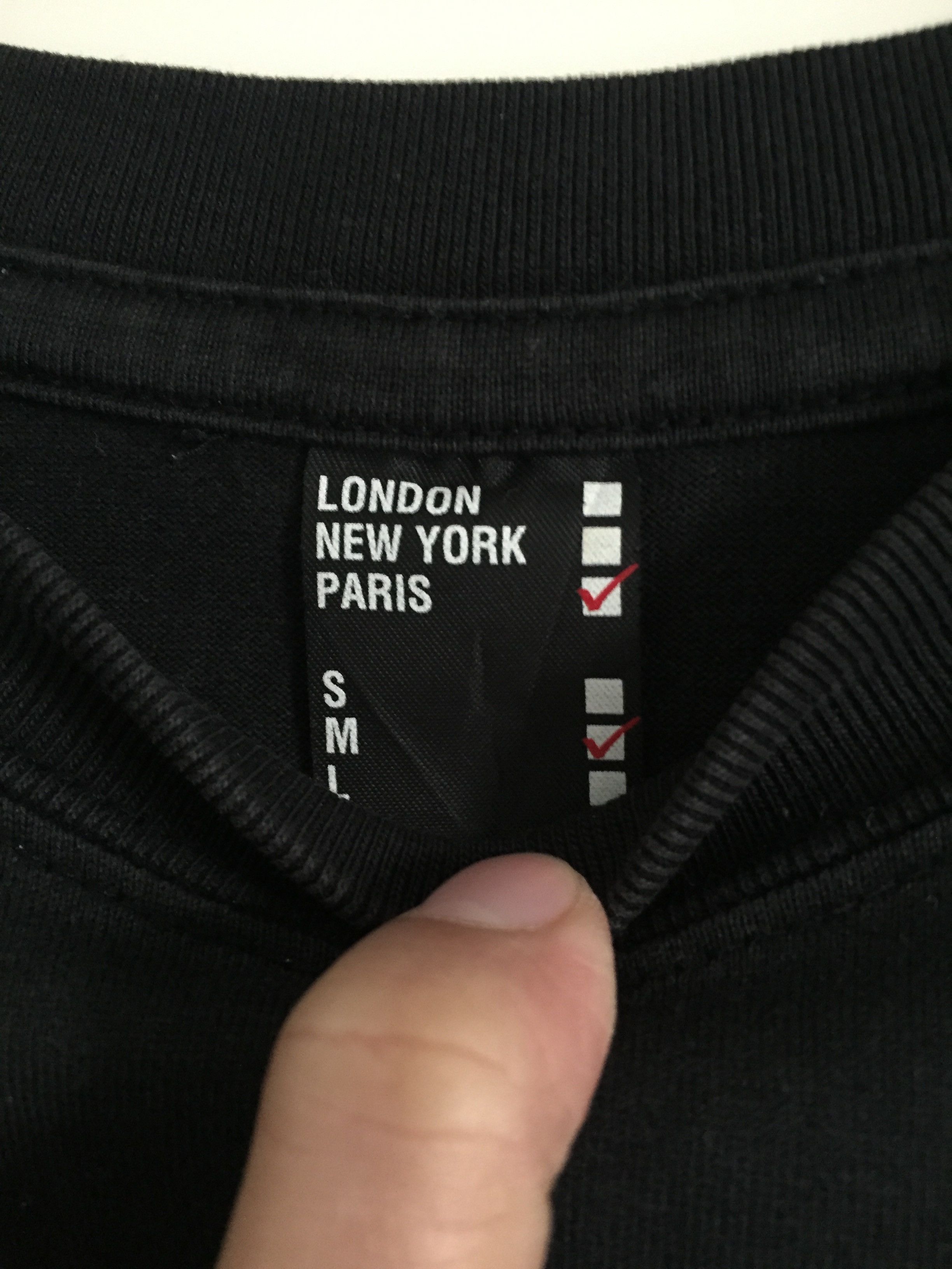 Colette × Uniqlo UNIQLO X COLETTE X WORK IN PROGRESS NT CDG UNDERCOVER Size US M / EU 48-50 / 2 - 4 Thumbnail