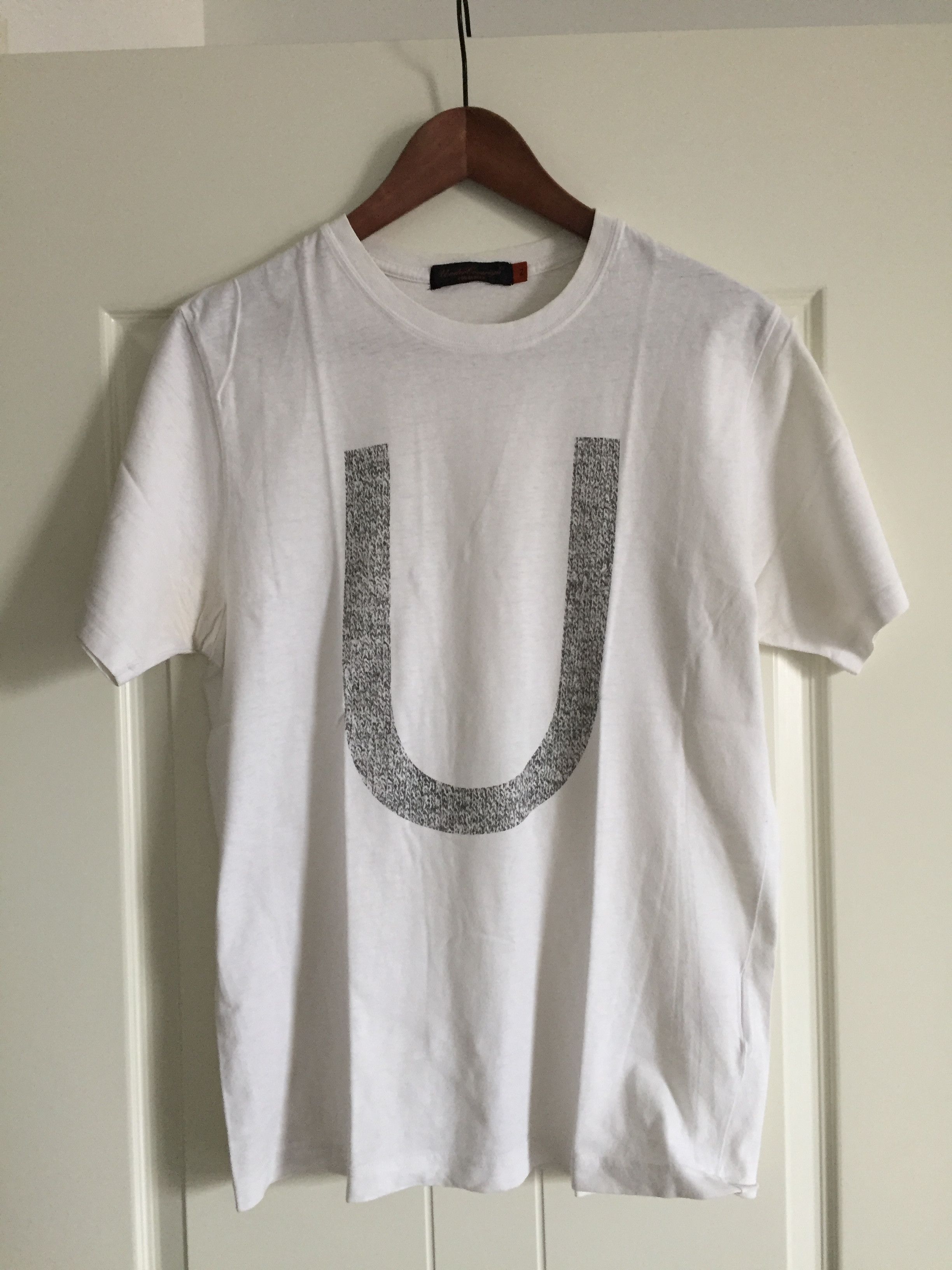 Undercover UNDERCOVER "U" TEE SIZE 2 UNDERCOVERISM JUN TAKAHASHI Size US M / EU 48-50 / 2 - 1 Thumbnail