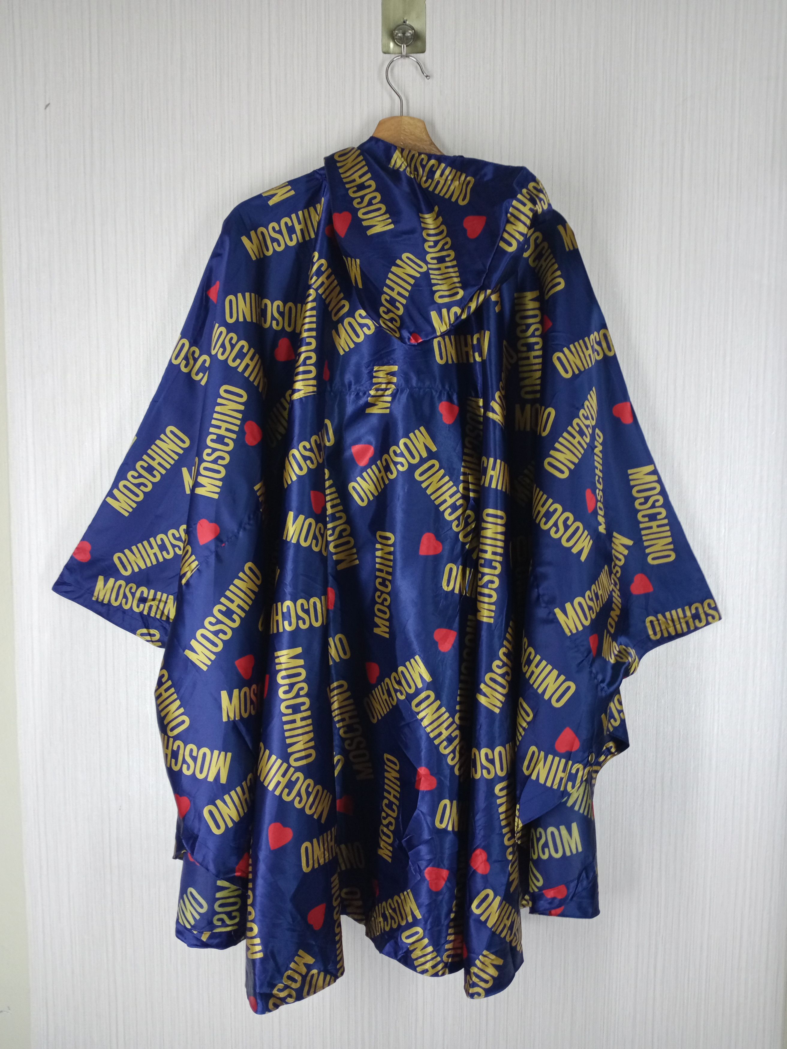Moschino Love Moschino Monogram Poncho Rain Size US XXL / EU 58 / 5 - 2 Thumbnail