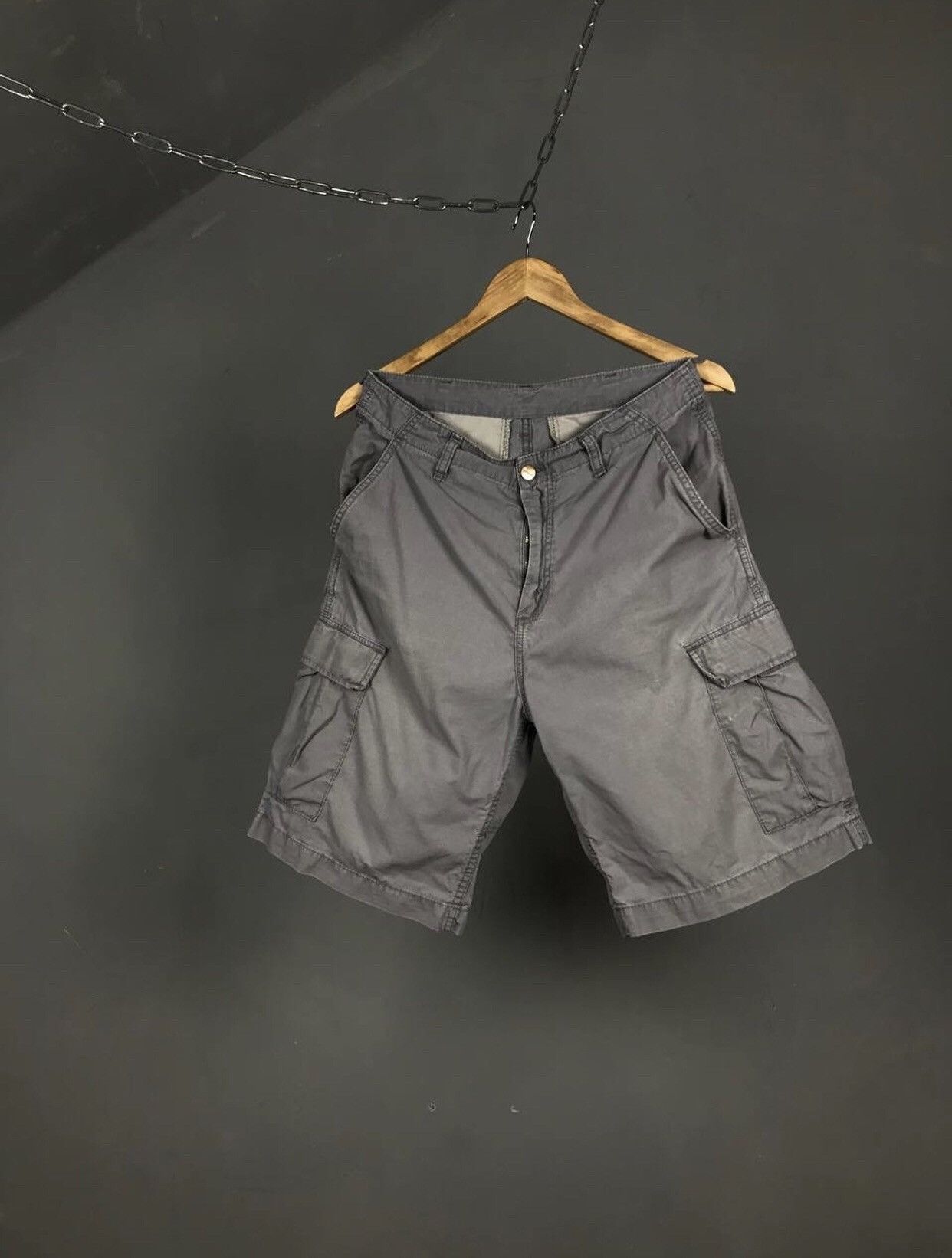 Carhartt Carhartt vintage streetwear Bermuda cargo shorts Size US 29 - 2 Thumbnail