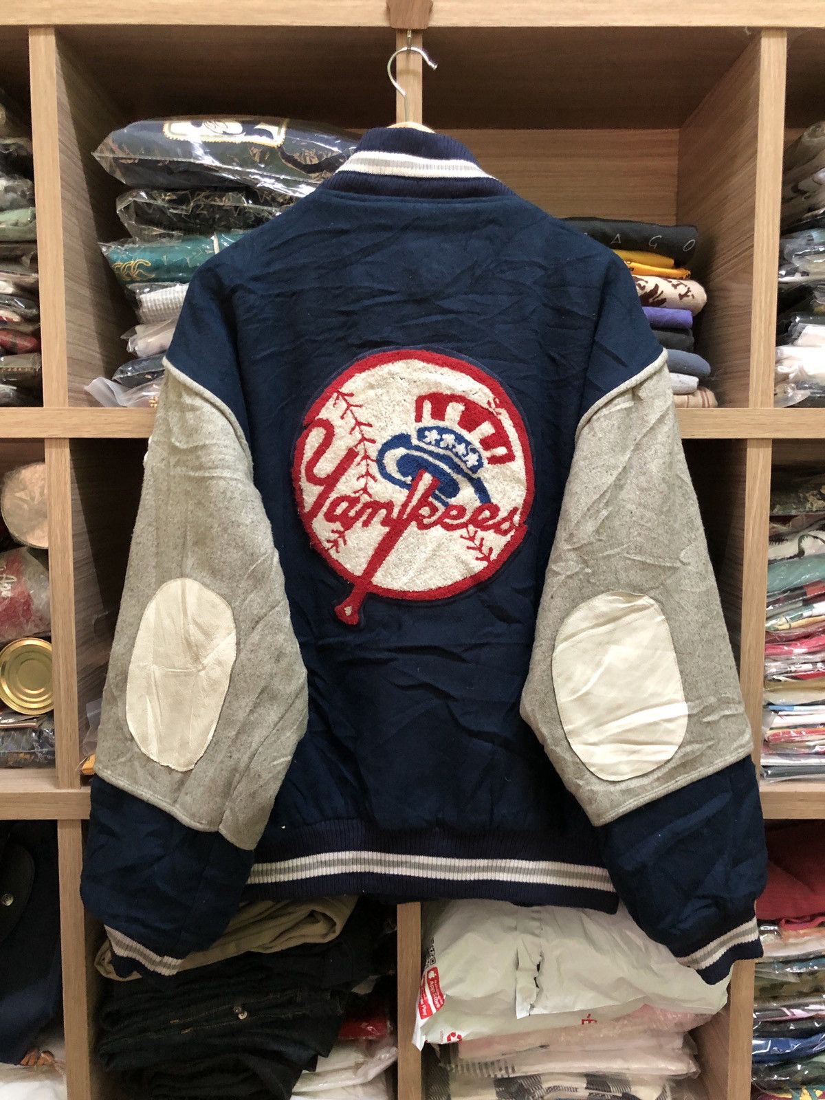 MLB Vintage New York Yankees Wool Varsity Baseball Starter Size US M / EU 48-50 / 2 - 2 Thumbnail