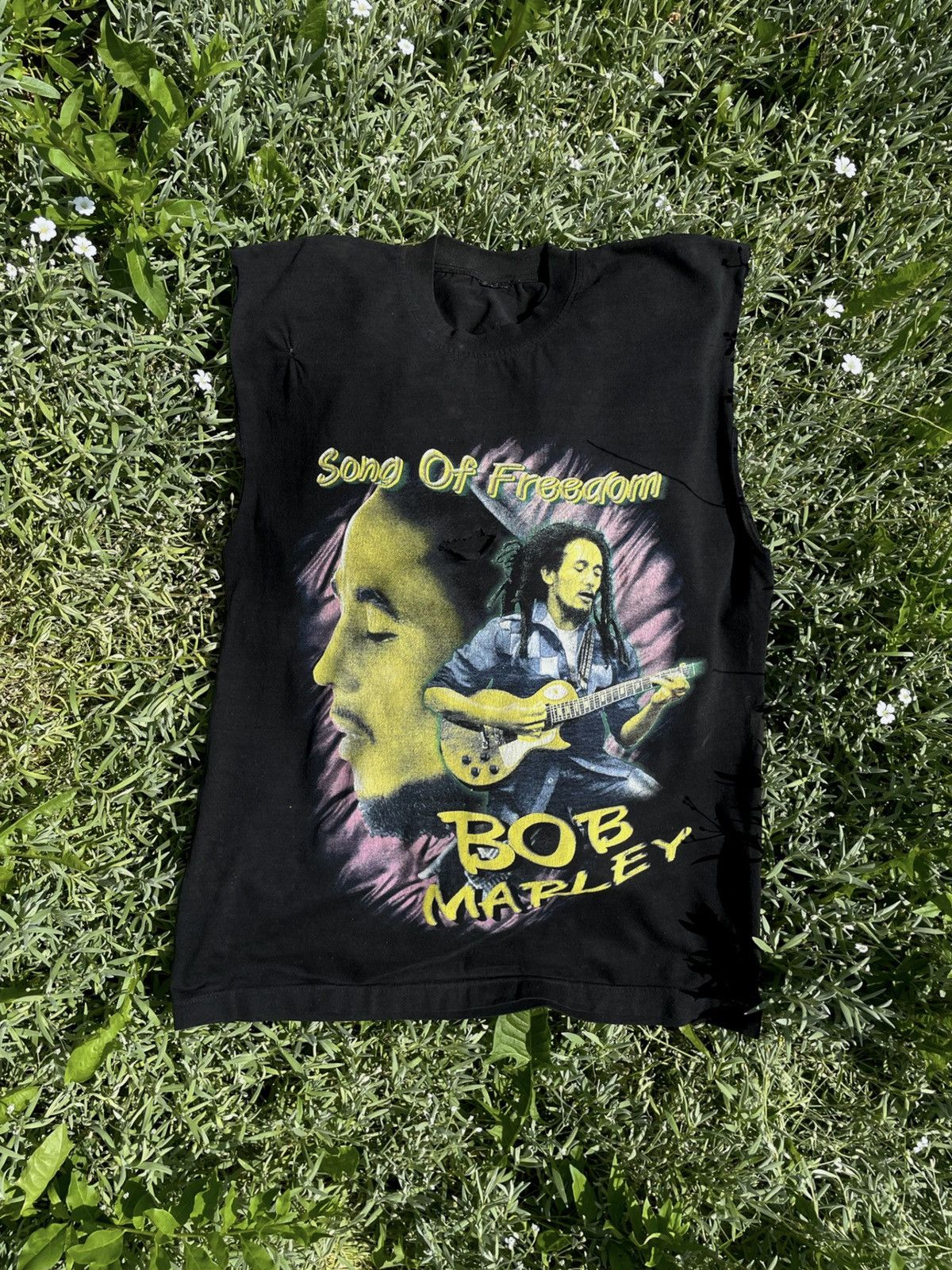 Band Tees 90s Vintage Bob Marley Graphic Trashed Chopped Tank T-Shirt Size US XL / EU 56 / 4 - 1 Thumbnail