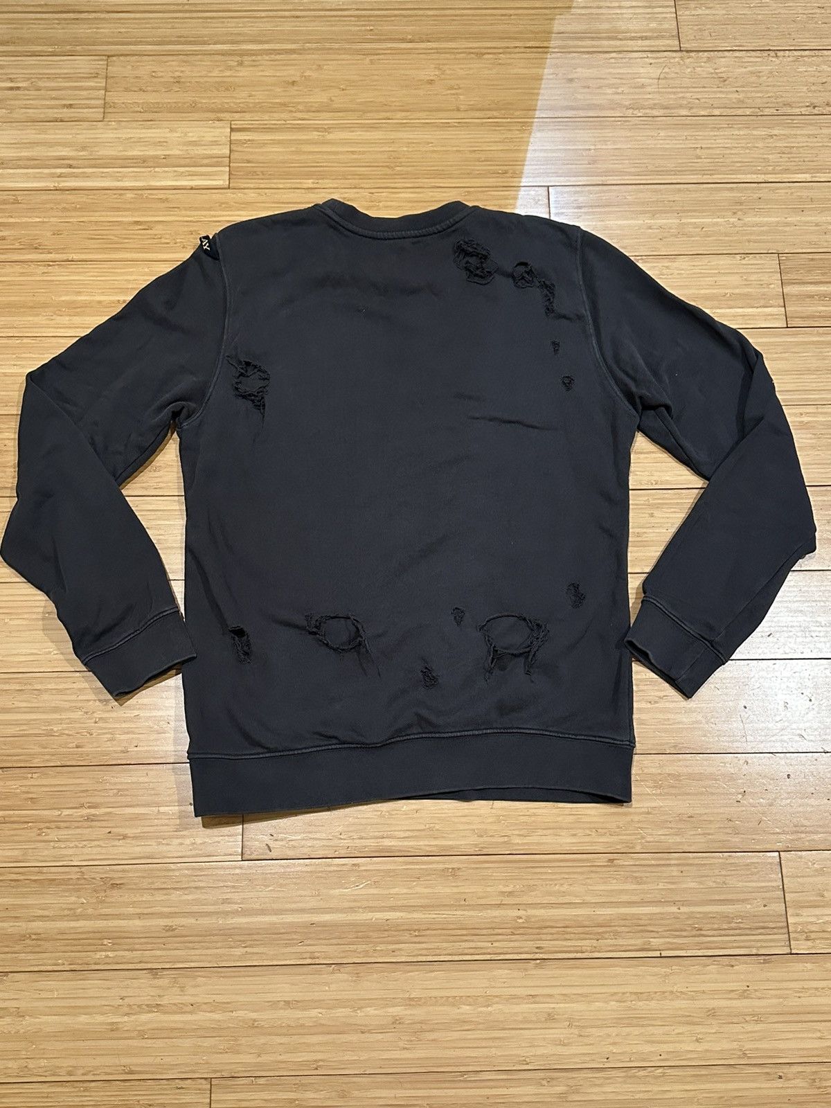 Replay Replay Ripped Patched Crewneck Sweatshirt Size Medium Size US M / EU 48-50 / 2 - 2 Thumbnail