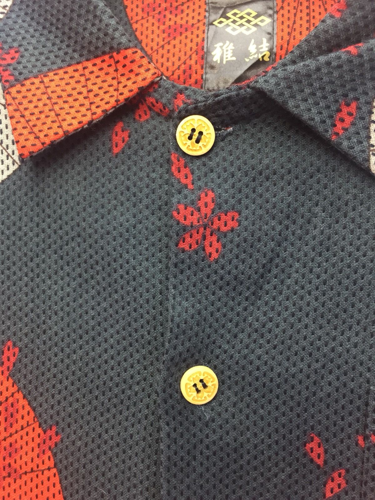 Japanese Brand Vintage Japanese Umbrella Motive Shirt Size US L / EU 52-54 / 3 - 4 Thumbnail